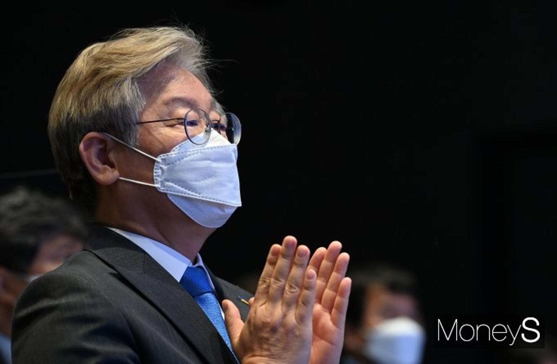 이재명 "고졸청년 지원 아이디어가 허경영 벤치마킹?… 그렇게 한가한가"