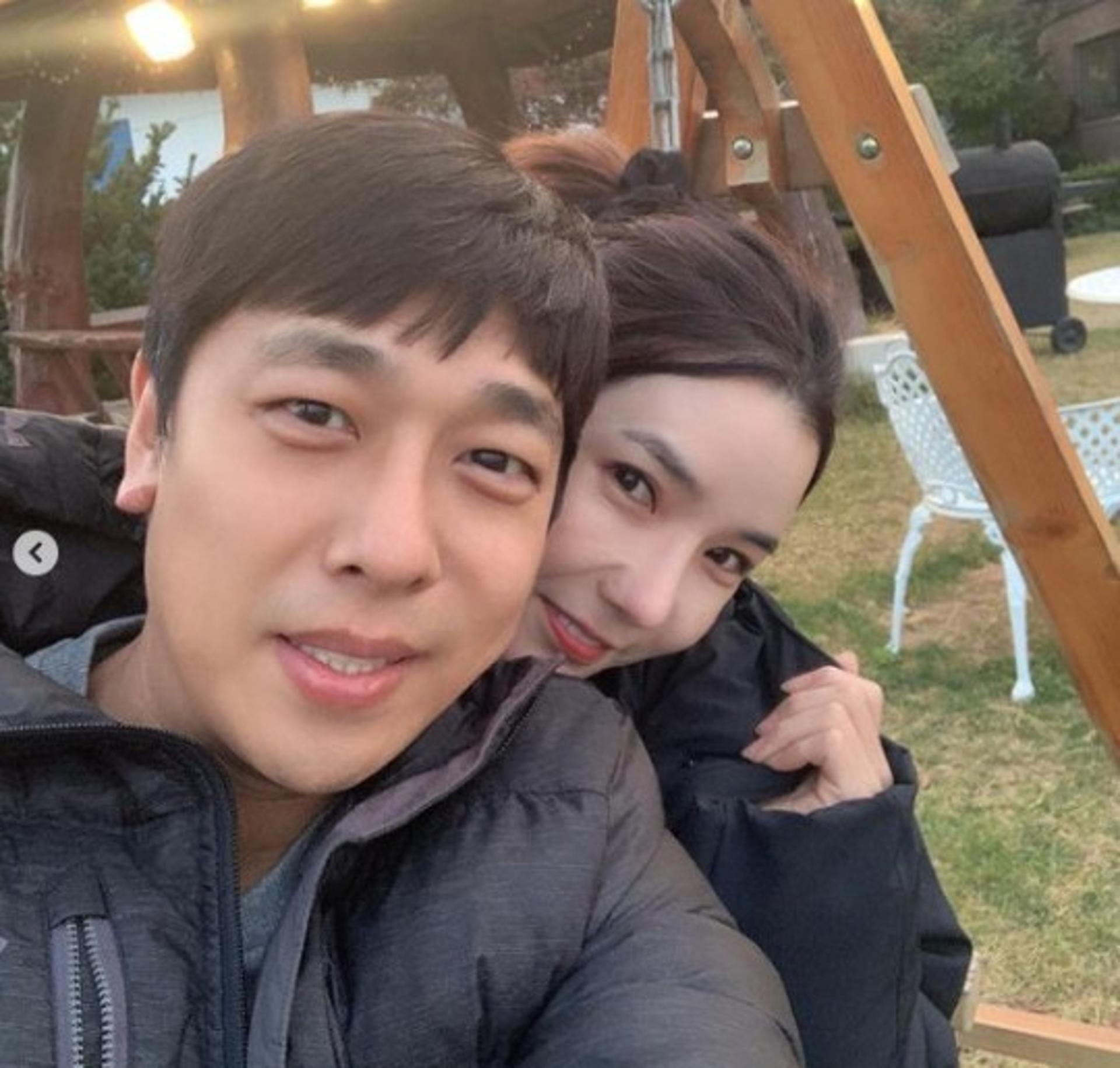 "새 출발" 김동성♥인민정 혼인신고… 법적 부부됐다