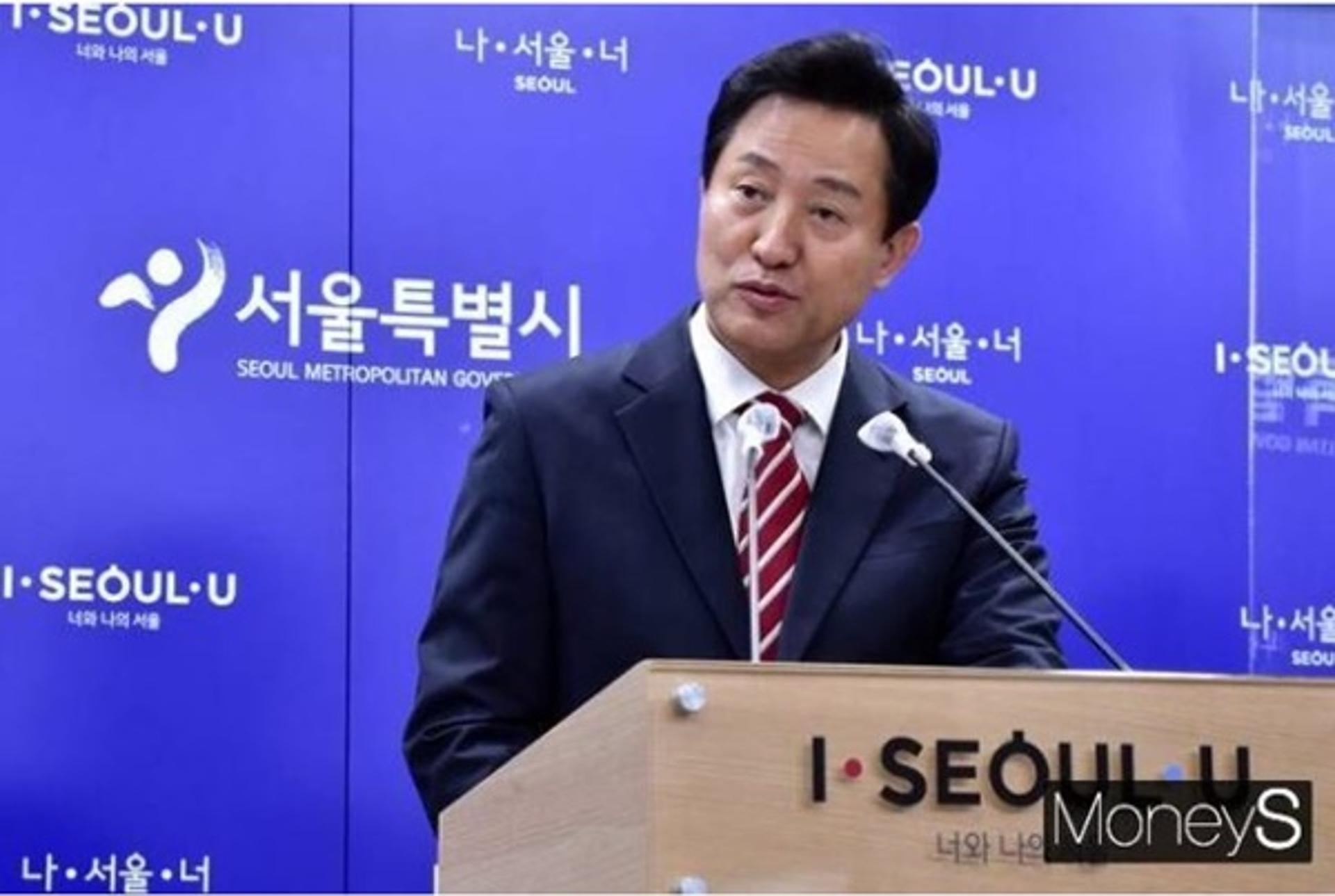 문재인 대통령에 '문씨' 호칭한 유튜버, 오세훈 '메시지 비서' 됐다