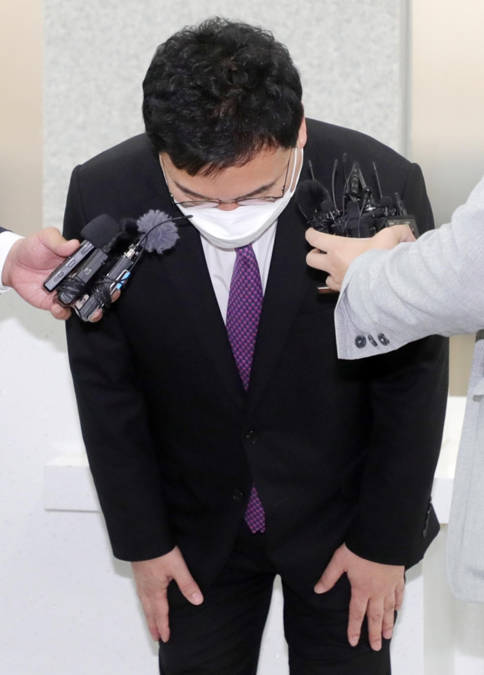 '배임·횡령' 혐의 이상직 의원, 검찰 기소 초읽기… 계열사에 수백억원대 손해