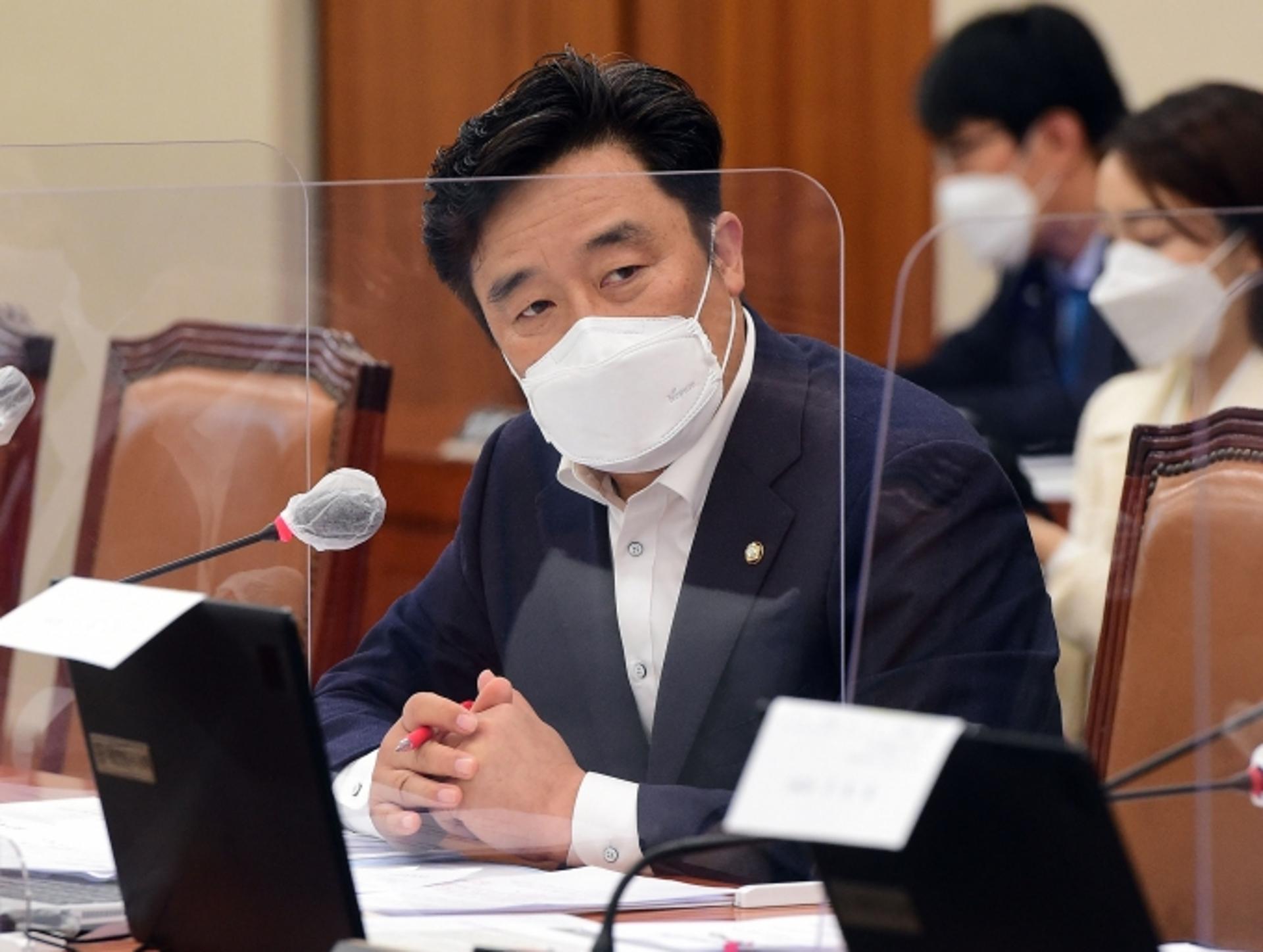 취약계층 등에 대한 전기요금 감면 법제화 시동…정동만 의원, 법 발의