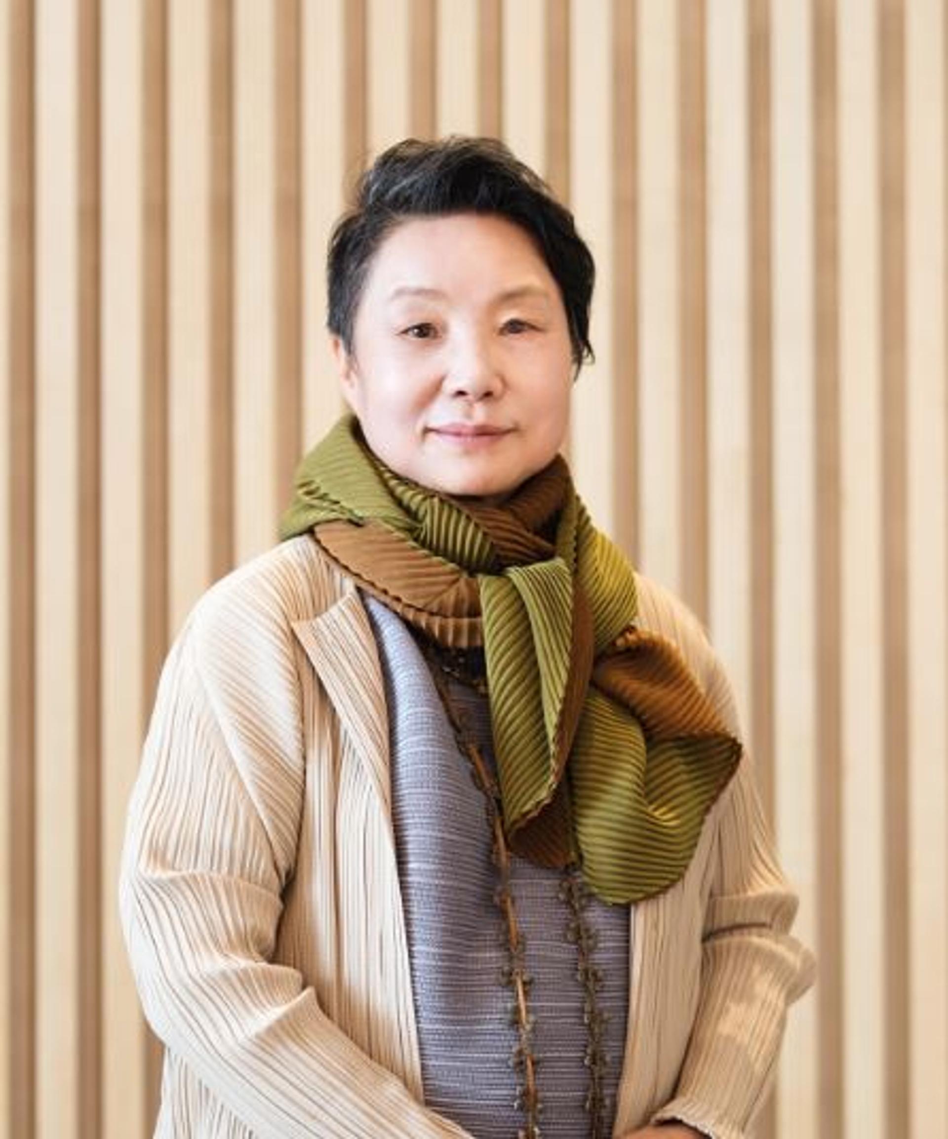 ‘시대의 춤꾼’ 한국무용계 큰 별 지다… 경기아트센터 이애주 이사장 별세