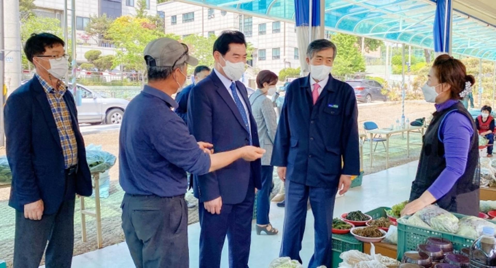 의왕시, 농산물 직거래장터 개소