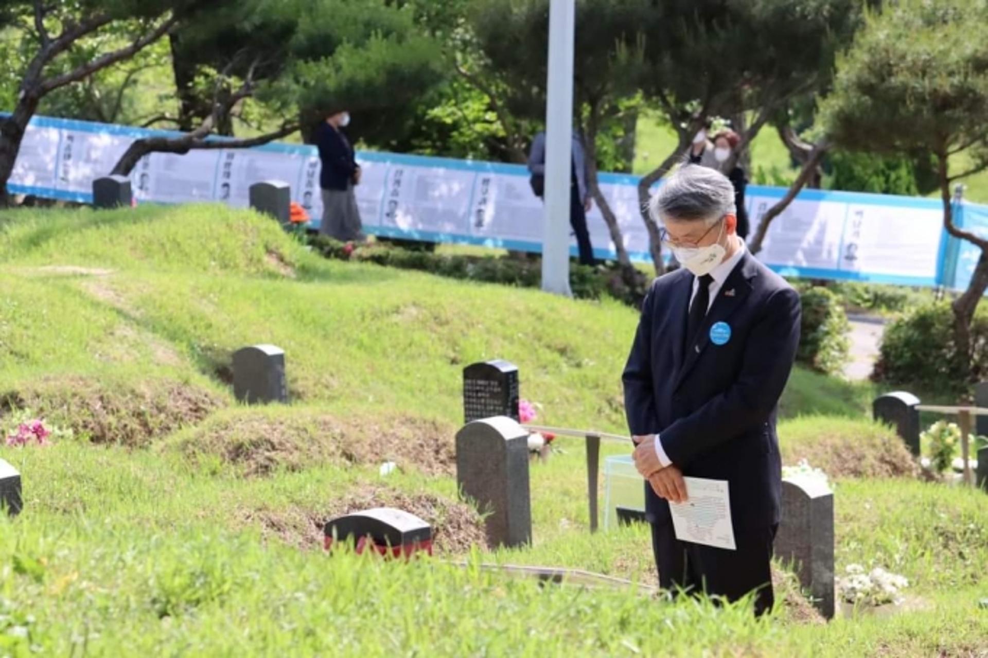 이재명 "5.18 유공자 지원금이 광주 모독이면 독립유공자 지원금도 독립운동 모욕인가"