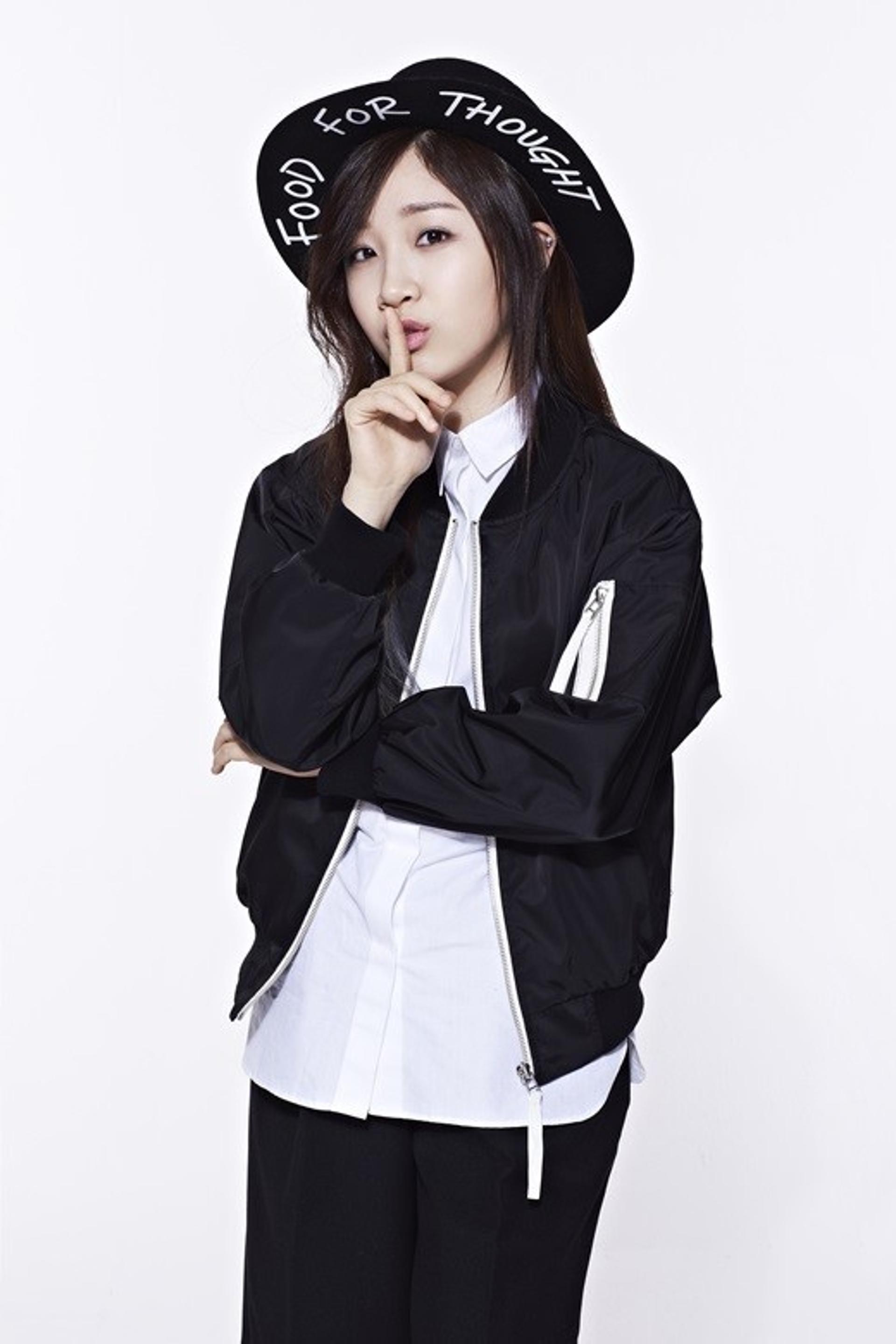 [전문] '디아크' 유나킴 결혼… "남편, 배울점 많은 사람"