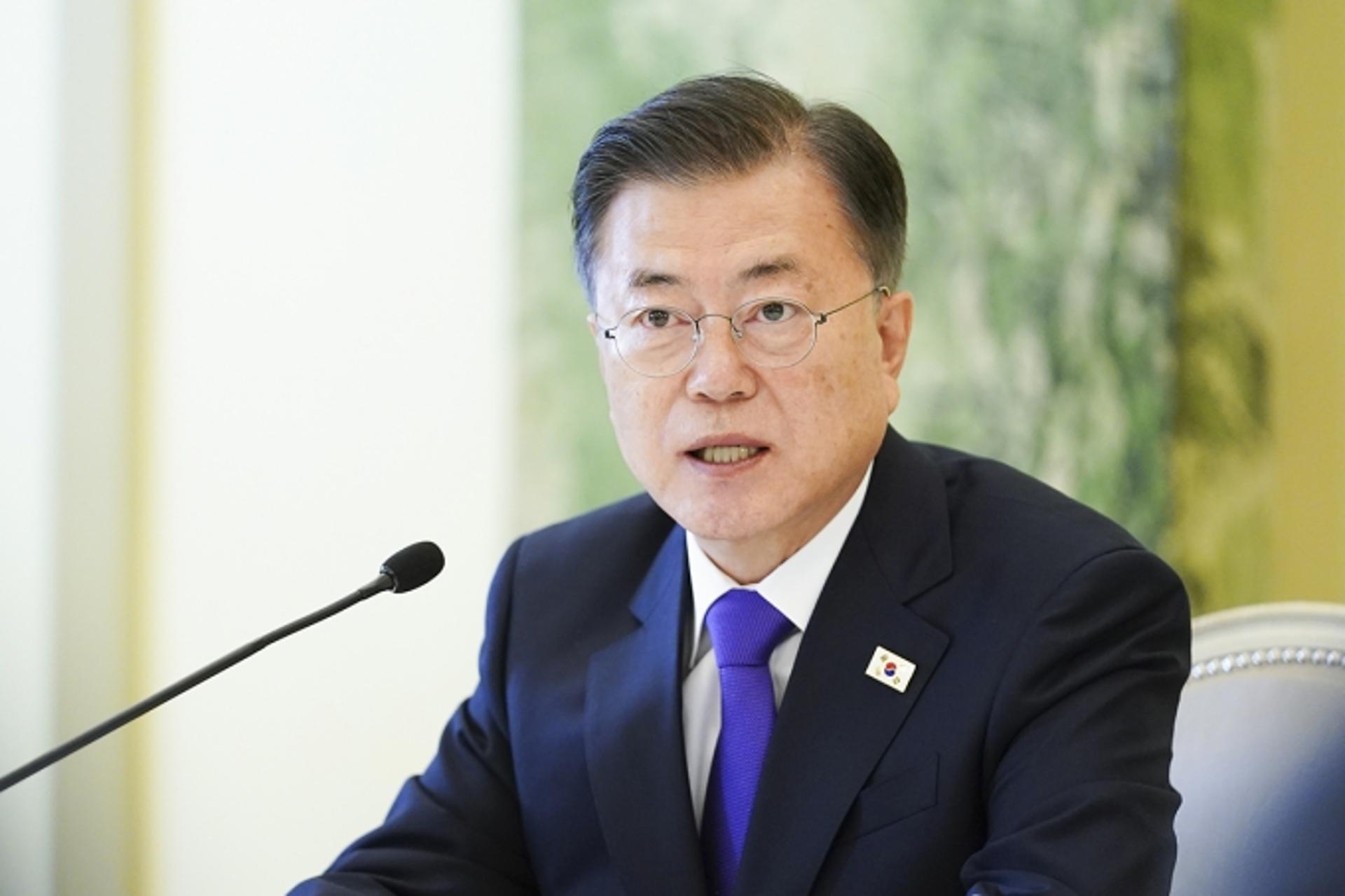 "한·미정상회담 잘했다"… 문재인 대통령 지지율 40%대 회복