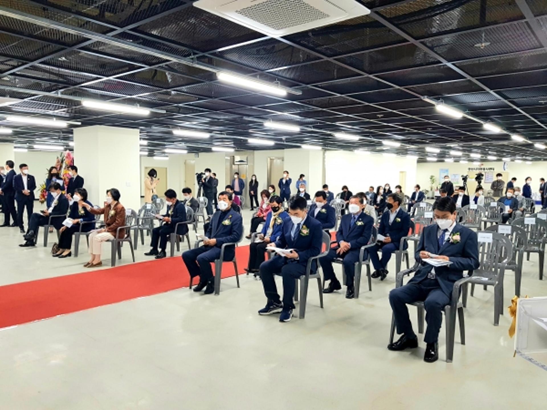 안산시 로컬푸드 직매장 정식개장…200농가 27개 업체 670여 품목 입점