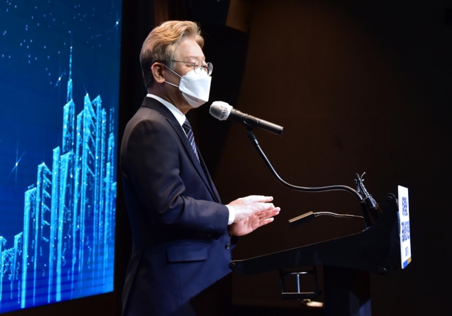 이재명, '공군 女중사 극단선택'에 "성추행 가해자·상관 무마·회유…엄정 수사해야"