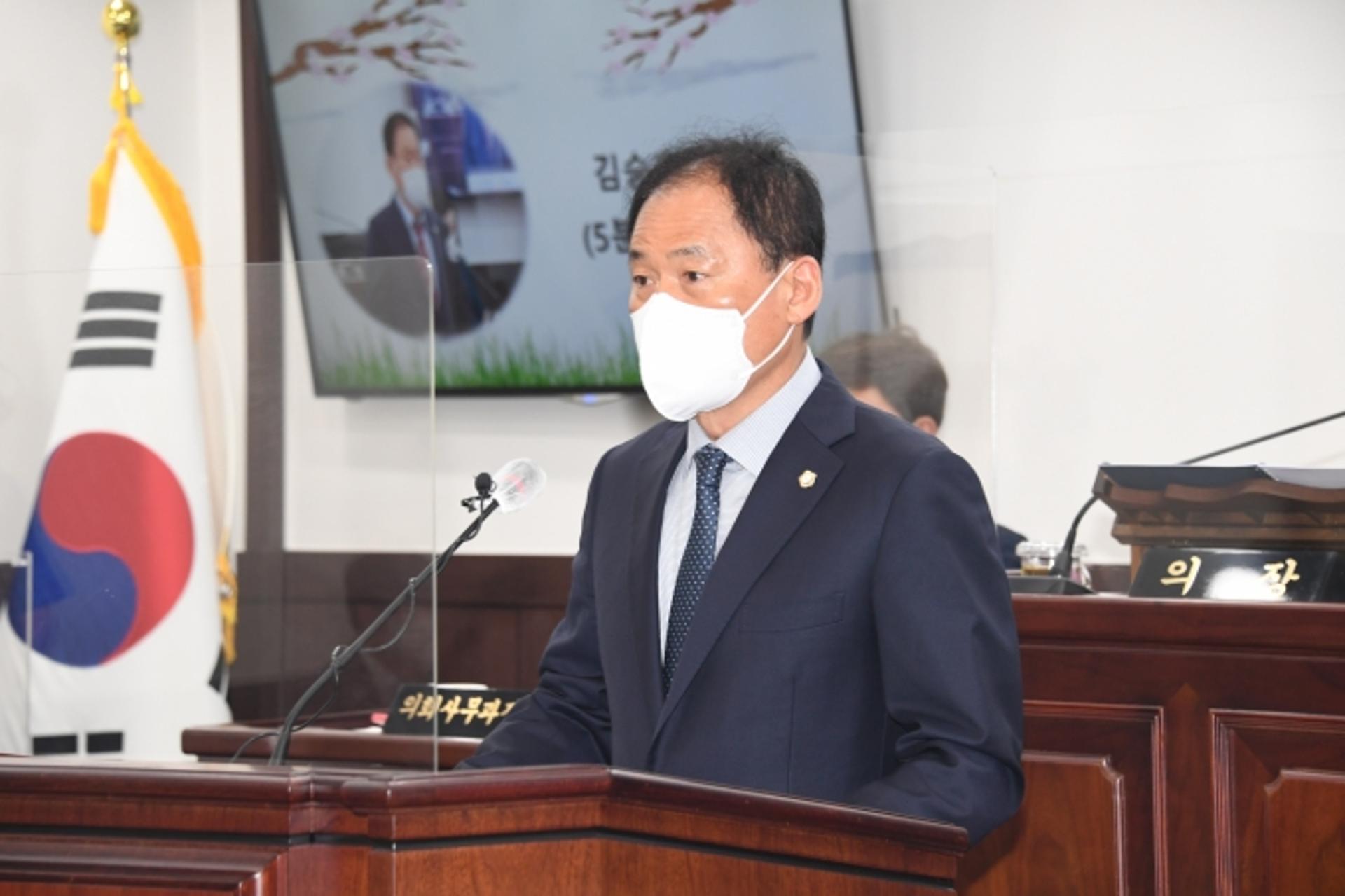 "당선 이후 달라진 게 무엇이냐?"…김승호 동두천시의원, 최용덕 겨냥 작심발언