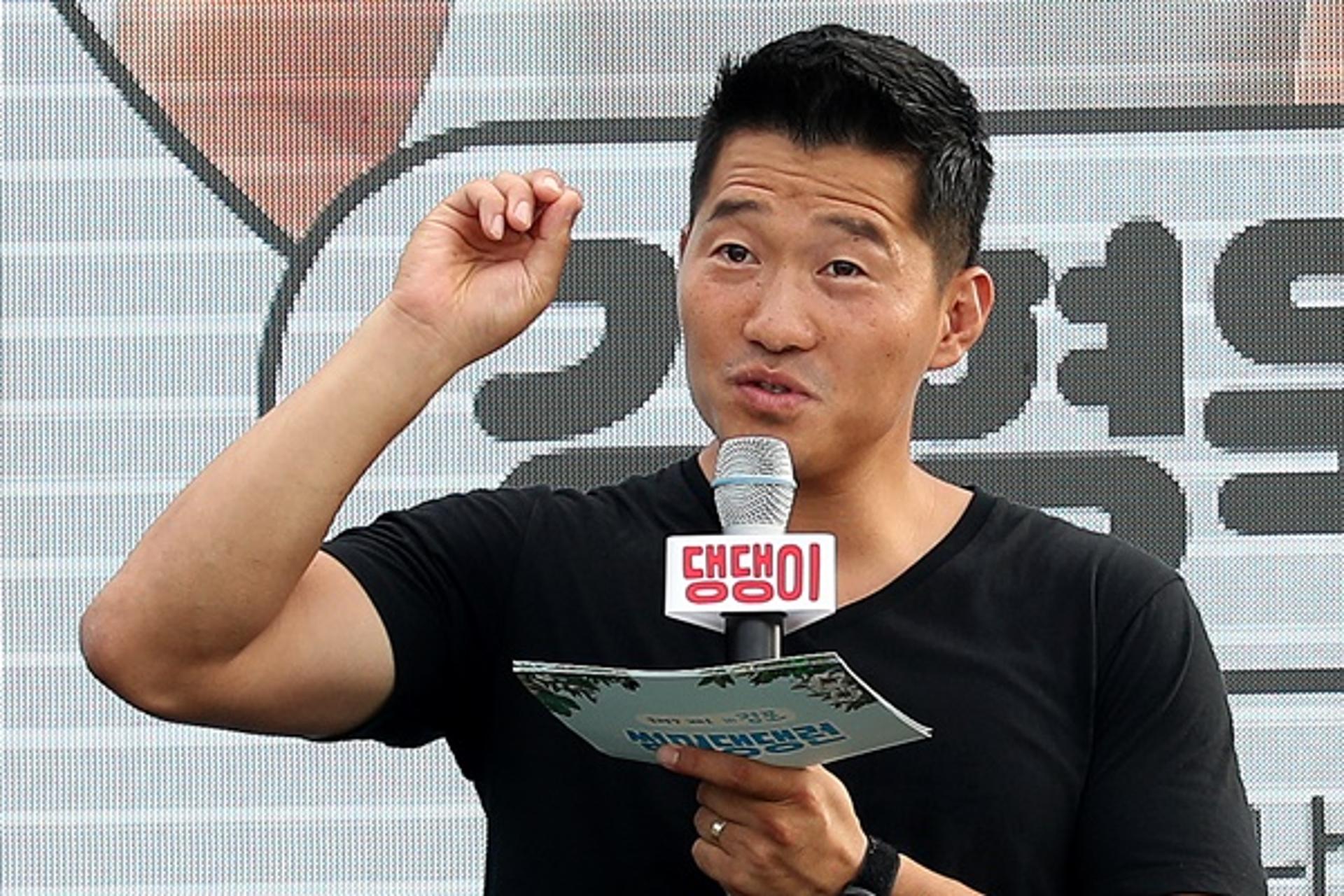 "집에서나 하는 행동을"… 강형욱 일침, 갑질 견주 공개 저격