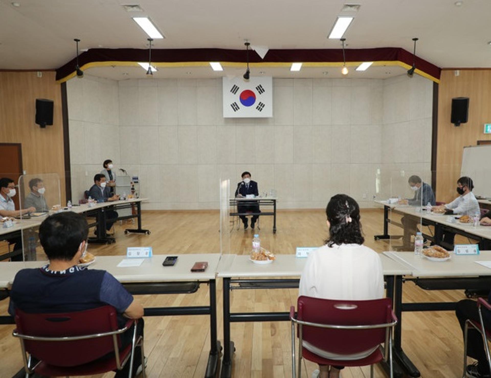 한대희 군포시장, 당동로시장 상인들과 소통…"지역경제 활성화방안 찾자"