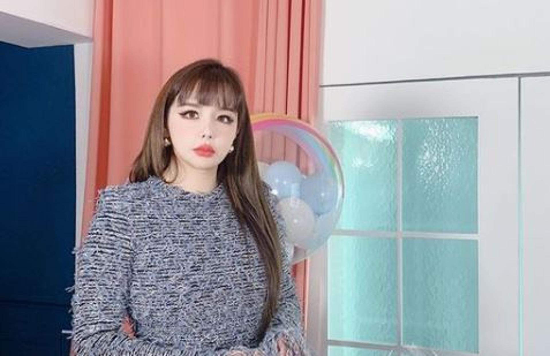 "우리가 알던 그녀"… 박봄, 살 빼고 리즈시절로 돌아왔다