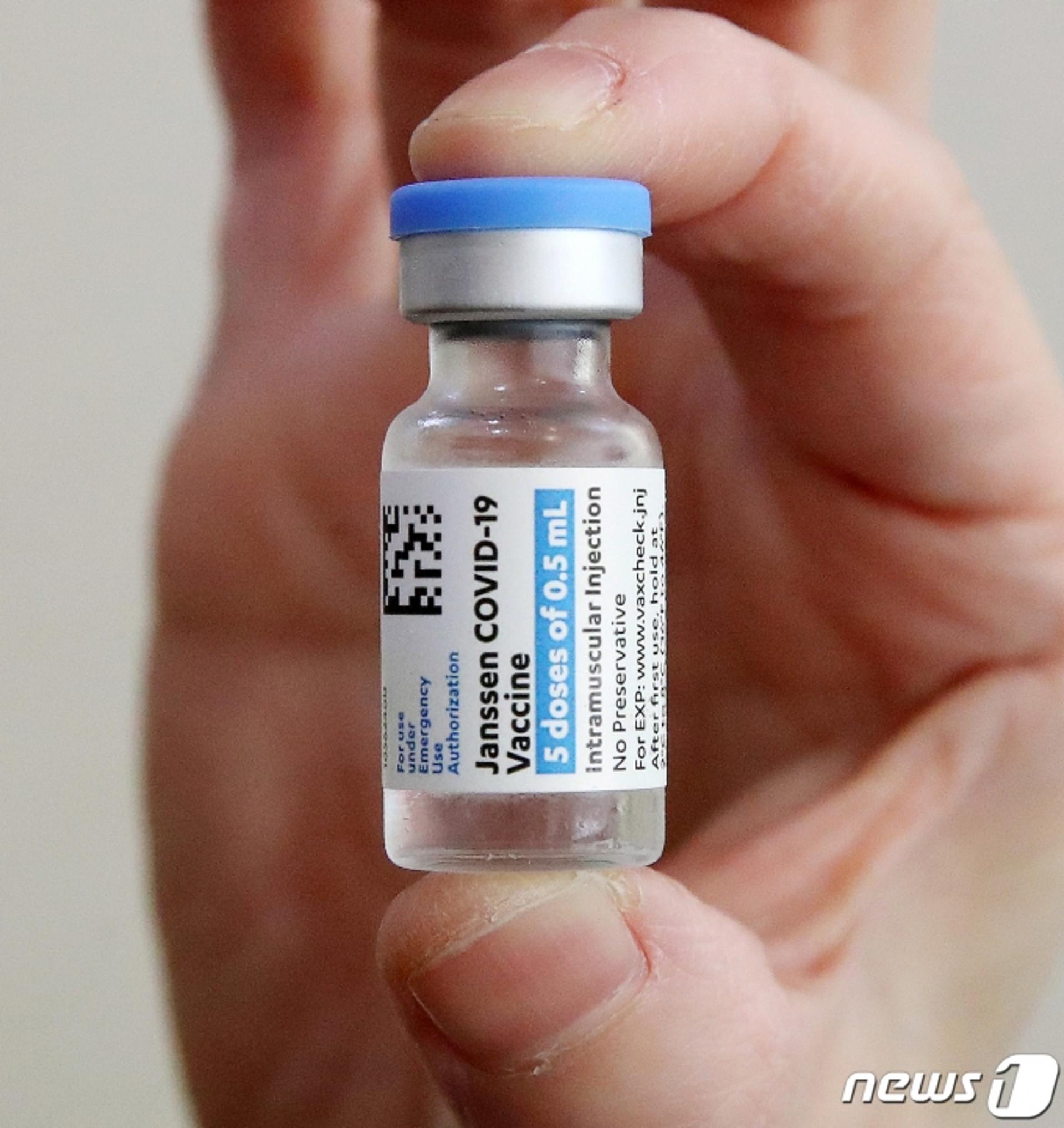 美FDA, 오염 얀센 백신 폐기… "한국 도입 백신과 무관"