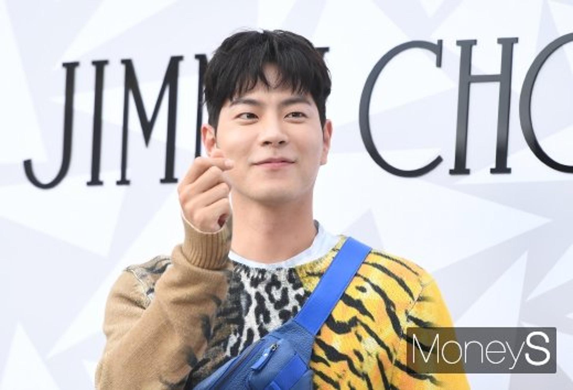 홍종현 17일 미복귀 전역… 팬들 곁으로 돌아온다