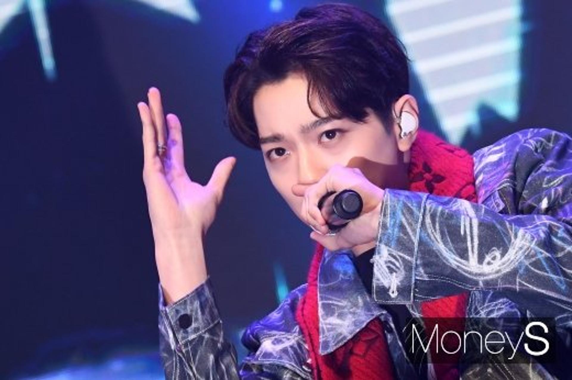 "전속계약 효력 없다"… 워너원 출신 라이관린, 큐브 상대 승소