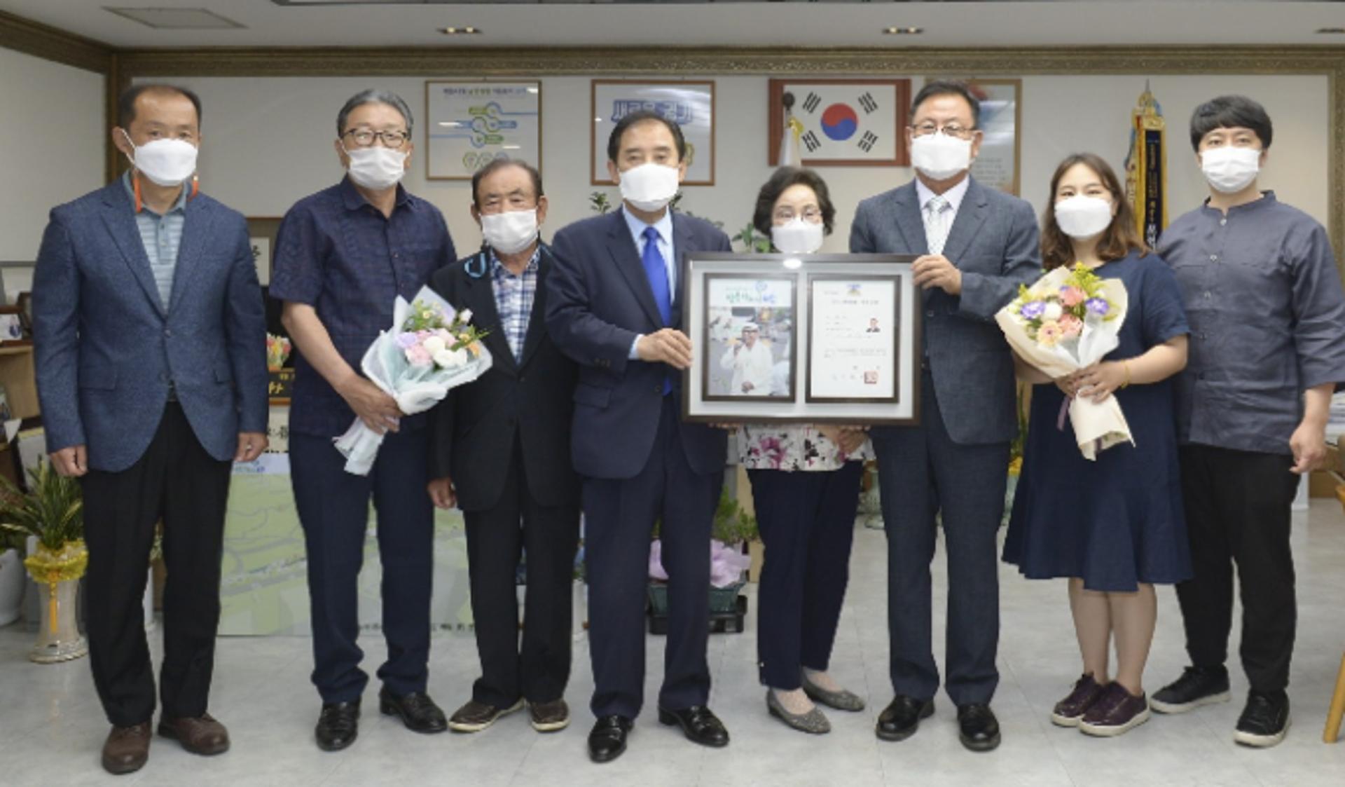 포천시, 경기도 무형문화재 제35호 '포천메나리' 보유자 인정서 전수