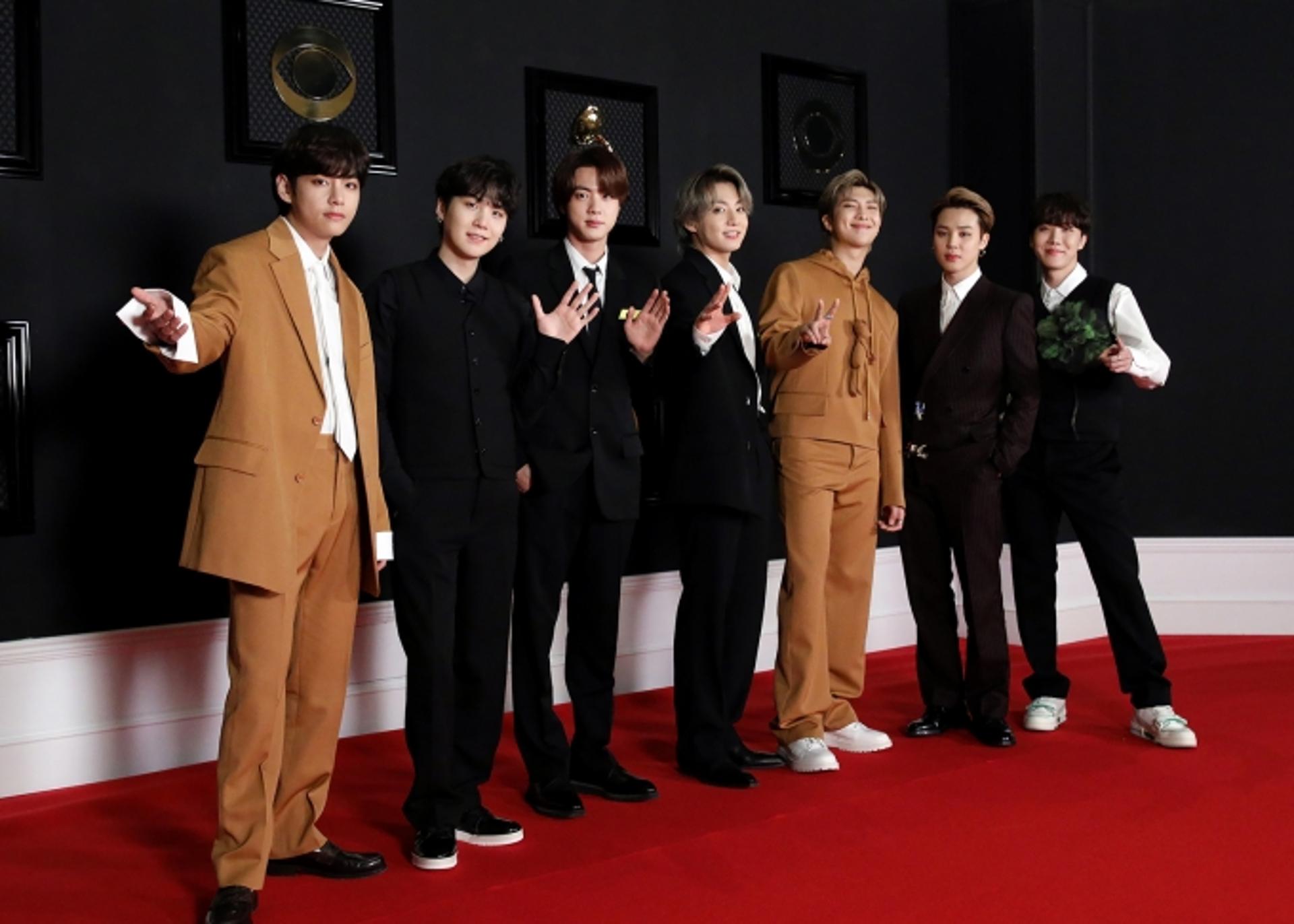 매일 ‘아미’ 웃게하는 ‘방탄소년단’… 일본 오리콘 데일리 앨범 차트 3일째 점령