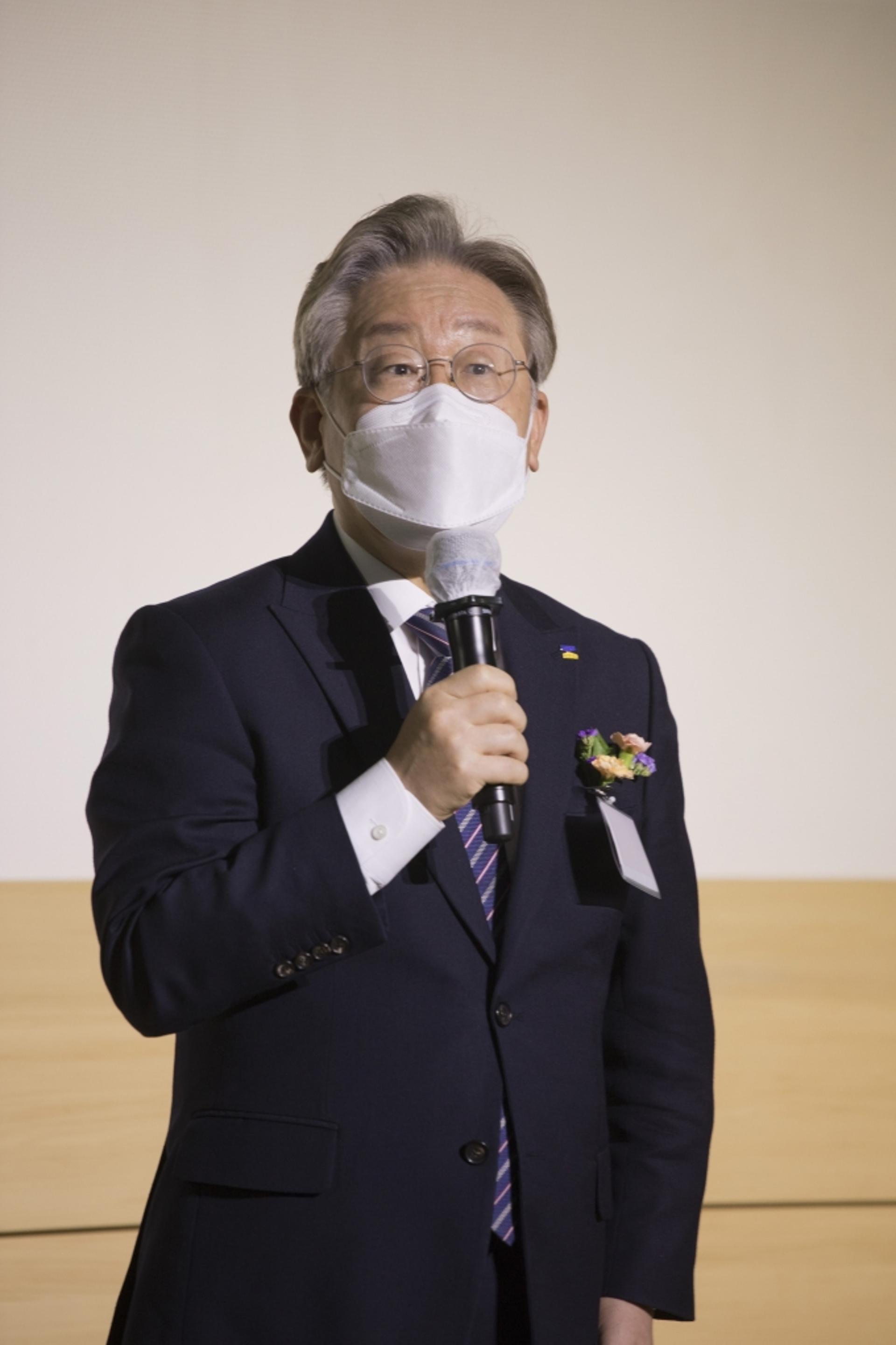 이재명 "경선 연기 내게 유리하지만 당 신뢰 떨어져" 당헌·당규 원칙 재차 강조