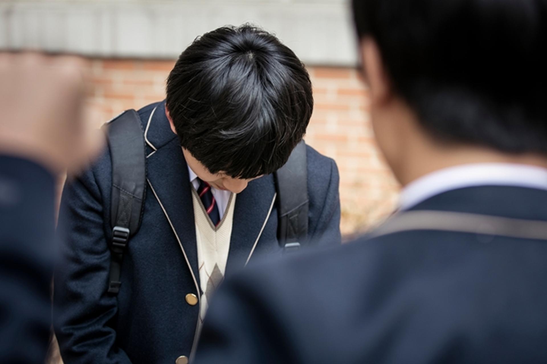 '무서운 10대' 동급생 물고문·800만원 갈취… 범행동기 "장난삼아"
