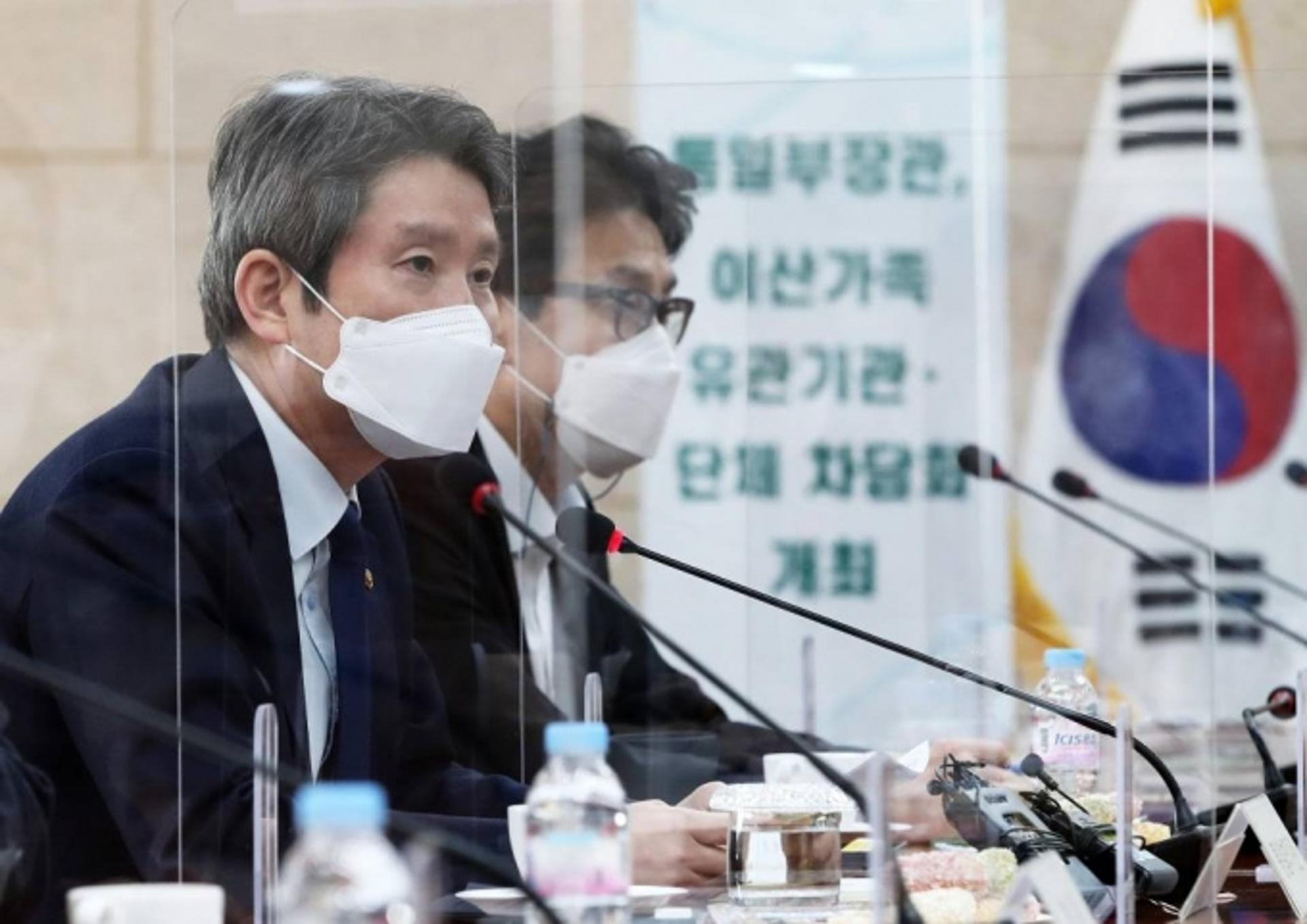 통일부 폐지하라?… 이인영 "이준석의 역사인식·젠더 감수성 모자라"