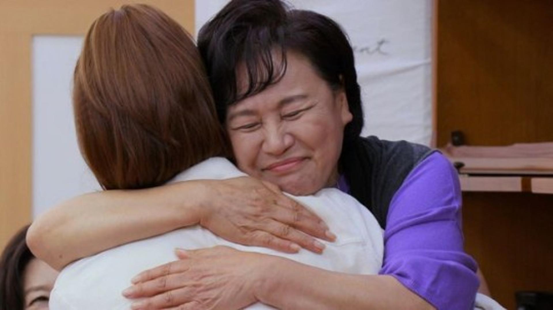 "빚쟁이에 쫓겨서"… 박원숙, 김원희만 보면 '울컥'