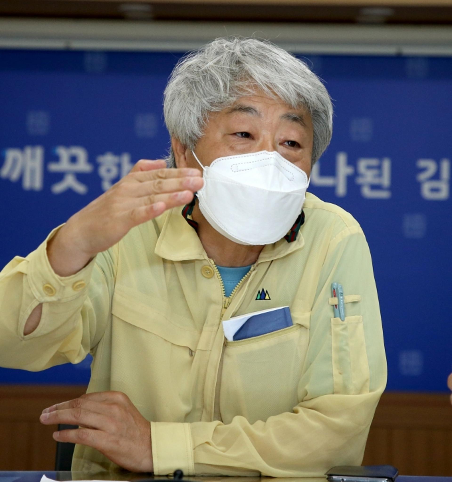 경남도 권고 무시하다 혼쭐난 김해시, 이번엔 2단계 시행 하루만에 3단계 격상 발표