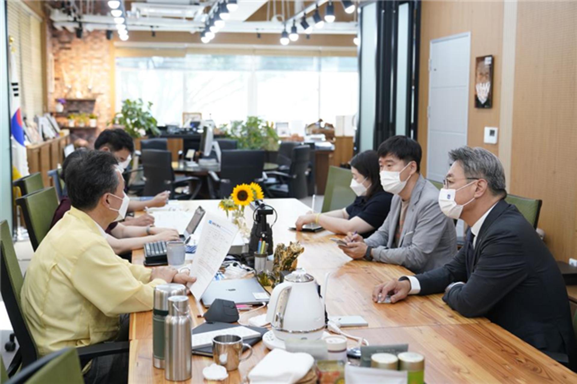 배달특급, 여주 서비스 개시…이석훈 대표이사-이항진 시장, 활성화방안 논의
