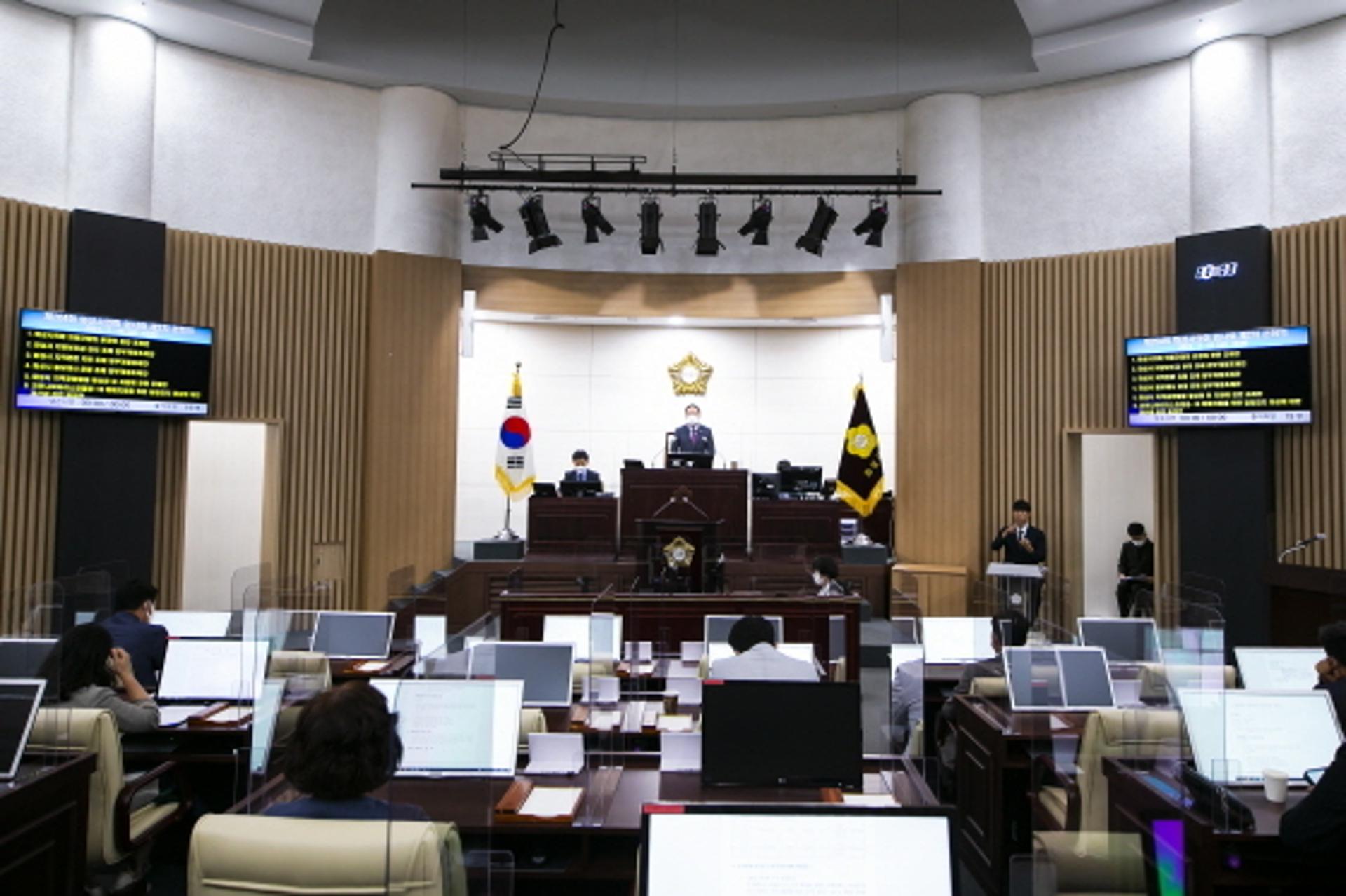 화성시의회, 제204회 임시회 폐회…코로나 피해지원 조례안 등 16건 승인