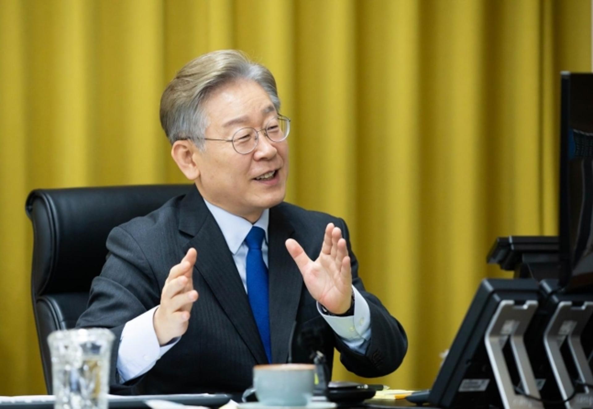 이재명 1호 공약은 '전환적 공정성장'… "경제성장률 우상향 지속 약속"