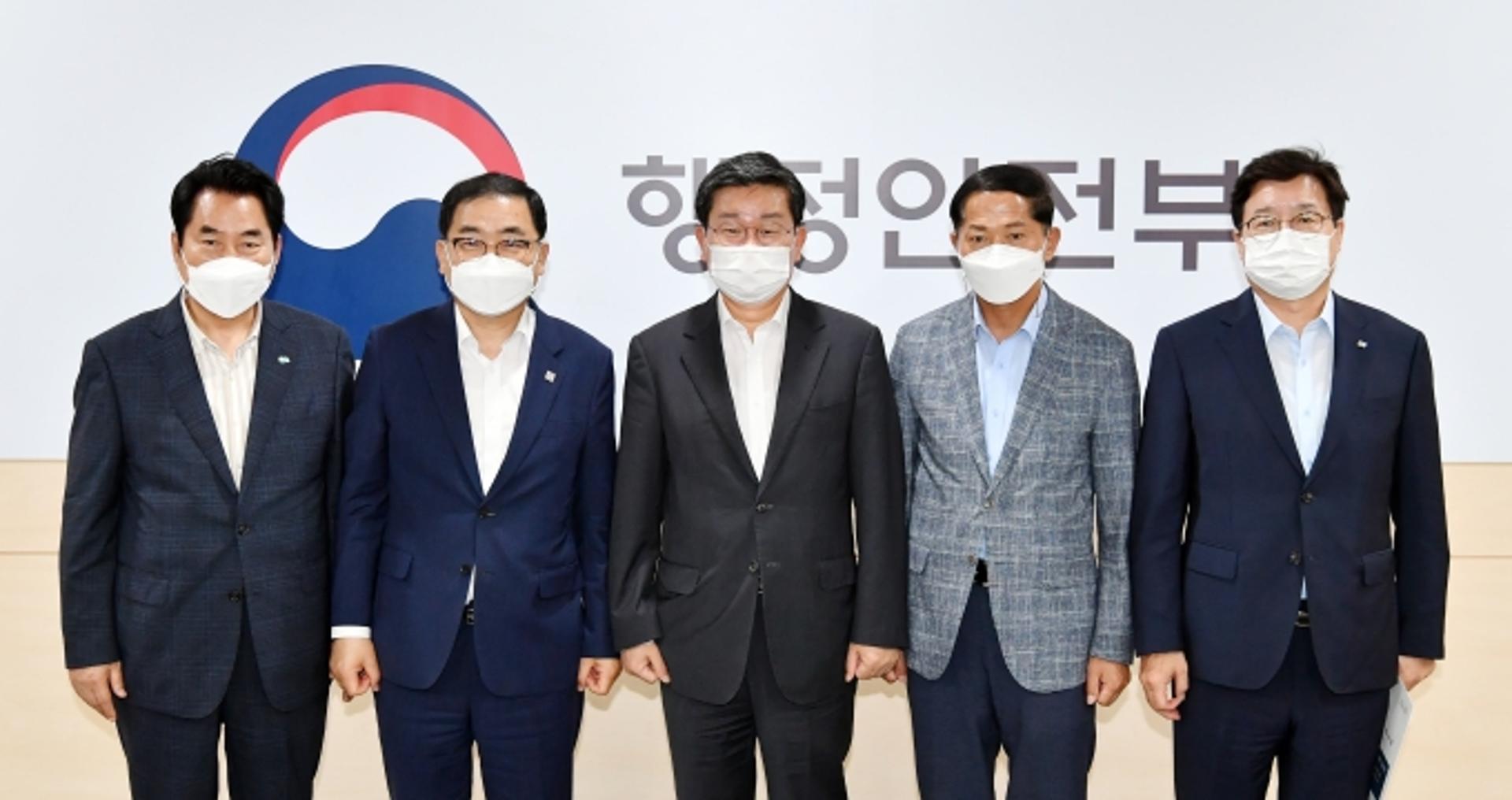 백군기 용인시장, 특례권한 확보 위한 행보 이어가