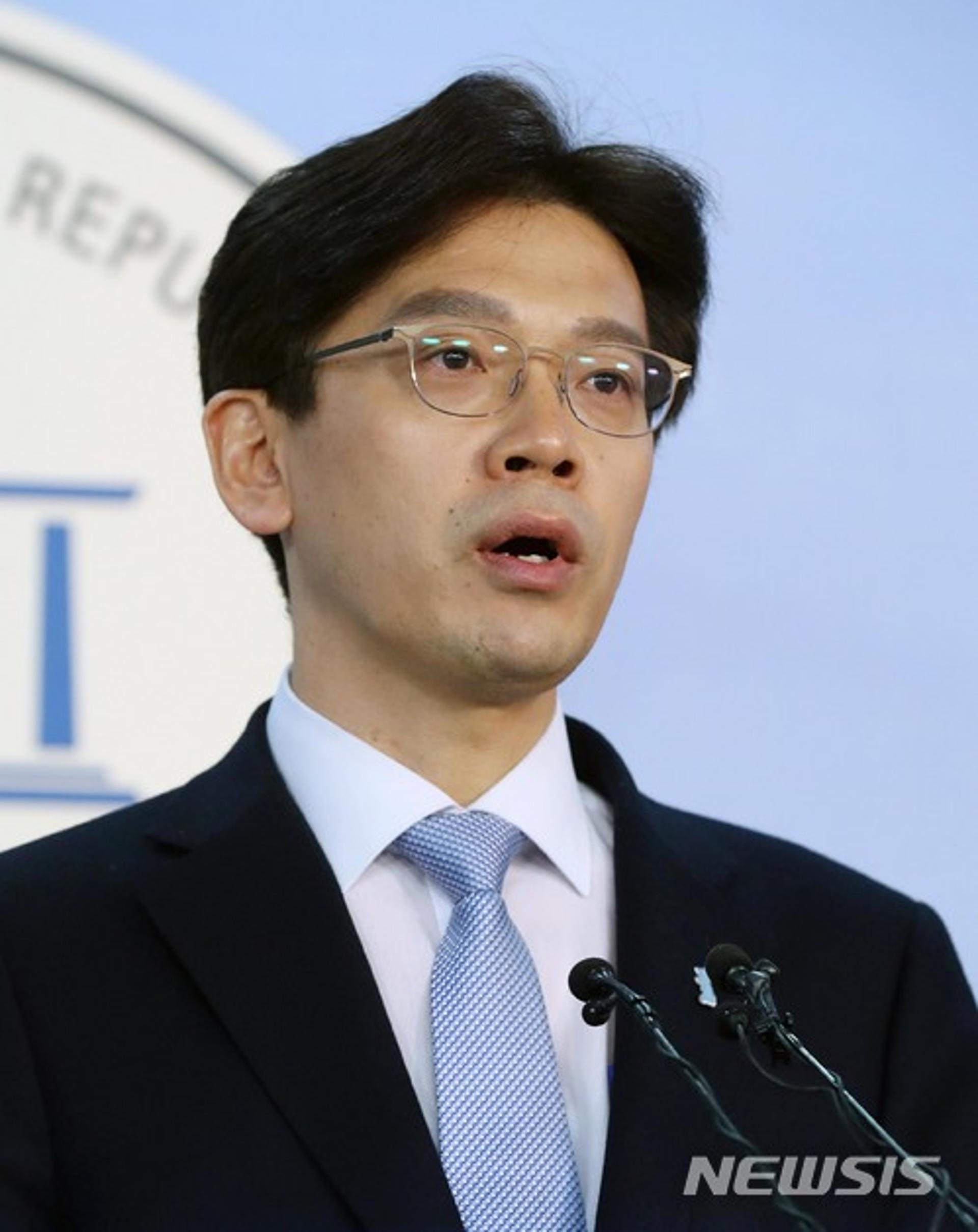'음주운전은 1건'…이재명 측 "이제 이낙연 후보의 모든 전과 공개하실 차례"