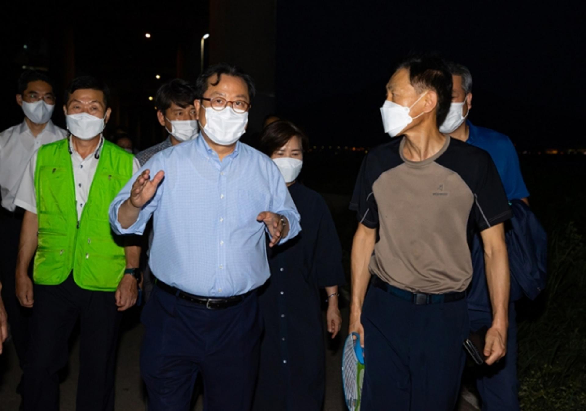 조광한 남양주시장 "동양하루살이 퇴치 꾸준히 추진할것"