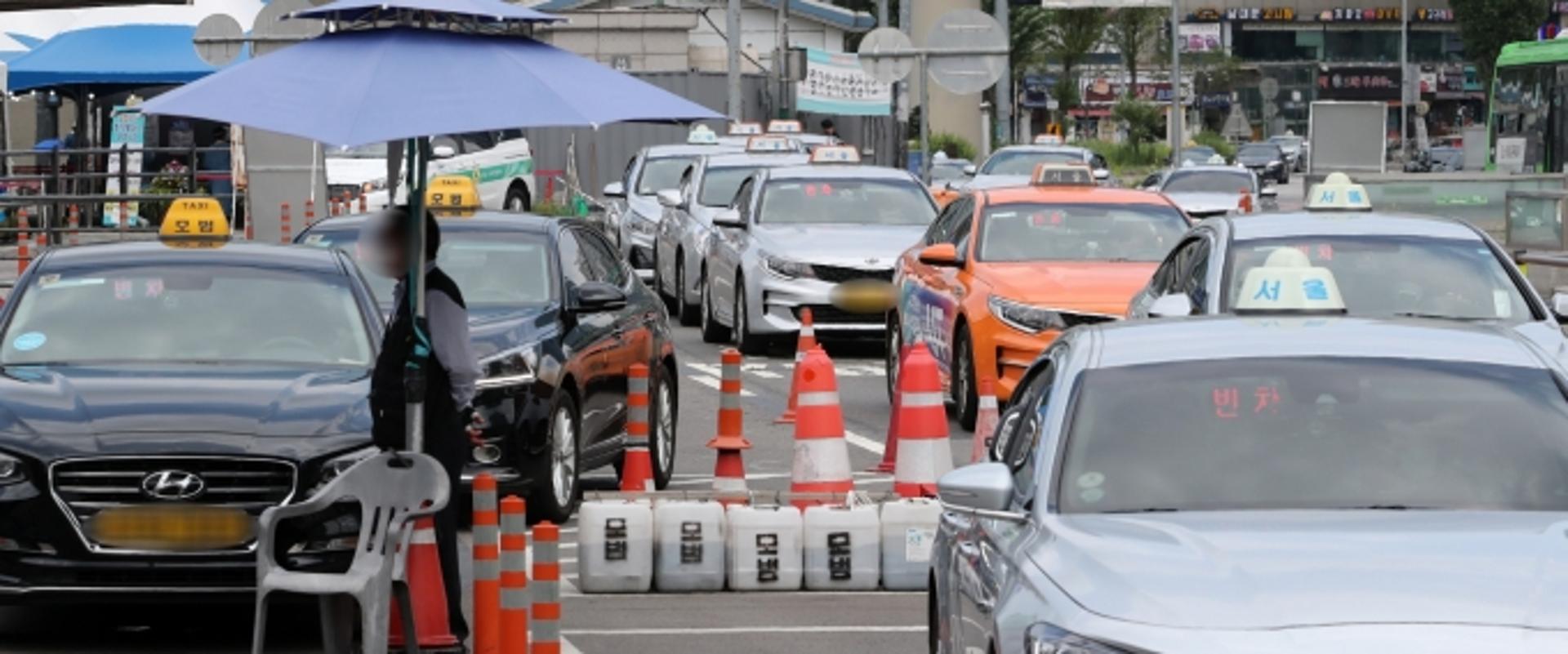 서울시 “개인택시 기사 휴일 ‘겸업 제한’ 규정 없다”