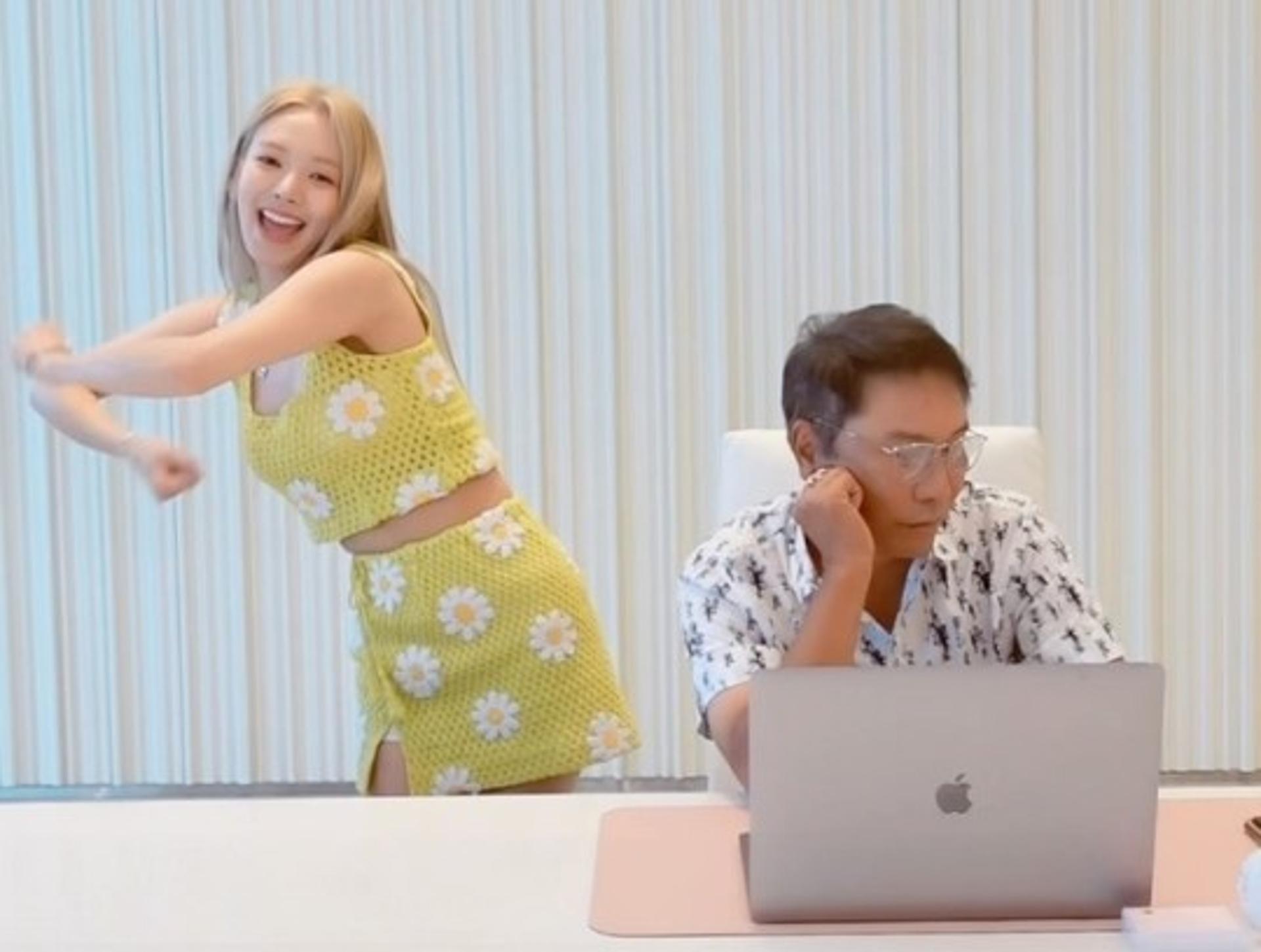 "이수만이 왜 OOOO에 나와?"