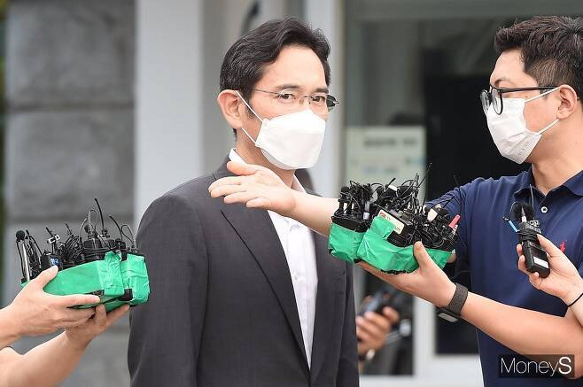 이재용·박찬구 '취업제한' 사례 비교에… 법무부 "케이스 달라"