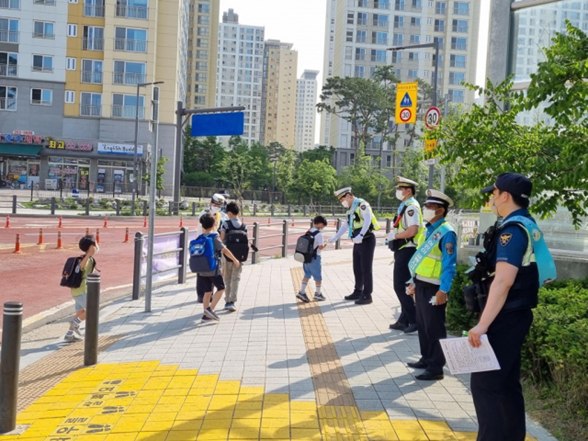 경기남부자치경찰위, 2학기 등교확대 앞두고 '어린이·청소년 안전확보' 올인