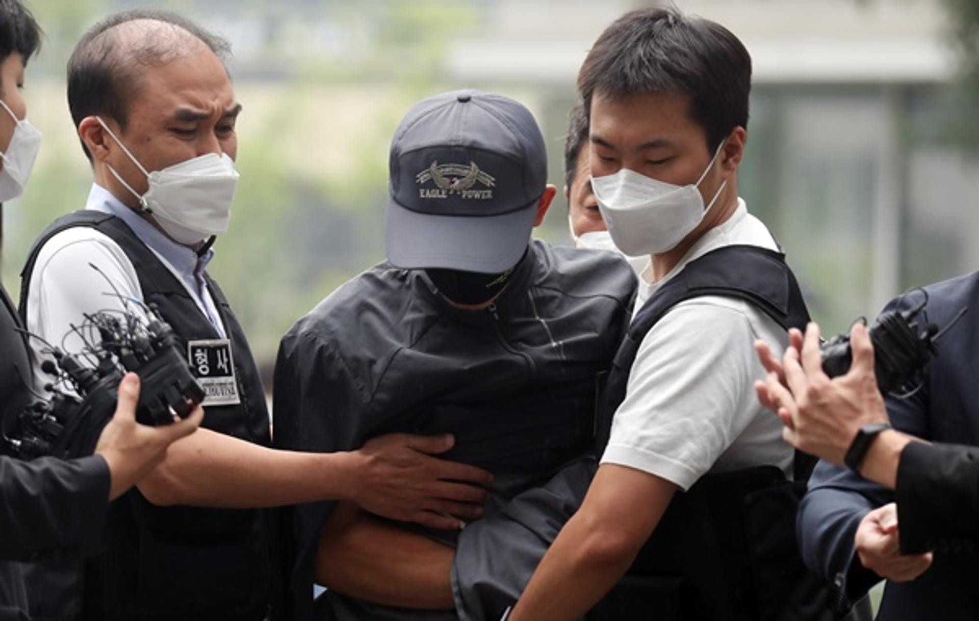 "사회가 X같아, 더 많이 못 죽여 한" '전자발찌 훼손·여성 살해' 50대 남성 구속(상보)