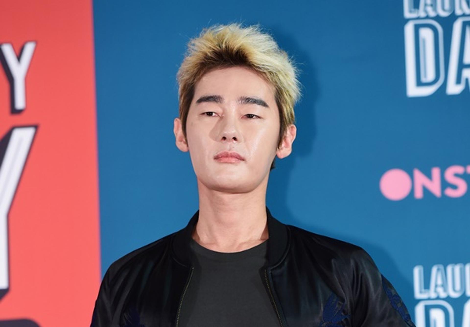 허지웅 일침, '노인 담배셔틀' 사건에… "상상해본 적 없는 세상"