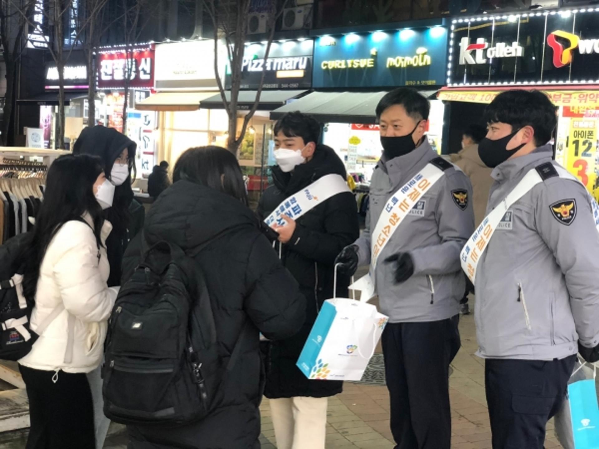 파주시 청소년안전망팀, 첫 성공사례 만들어…사례관리 청소년 검정고시 합격
