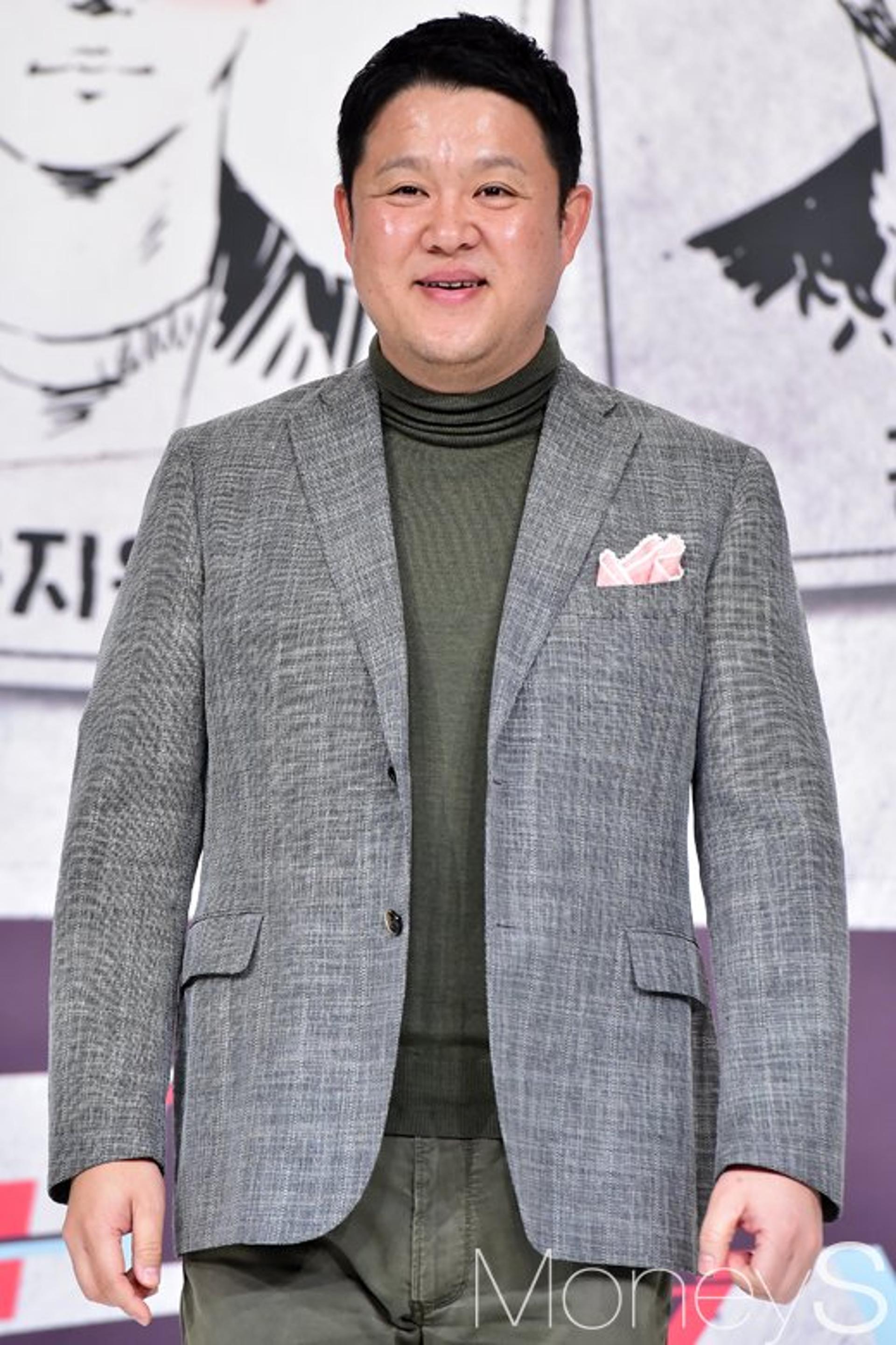 '재혼' 김구라 아내 출산… 그리,  23세 터울 동생 생겼다