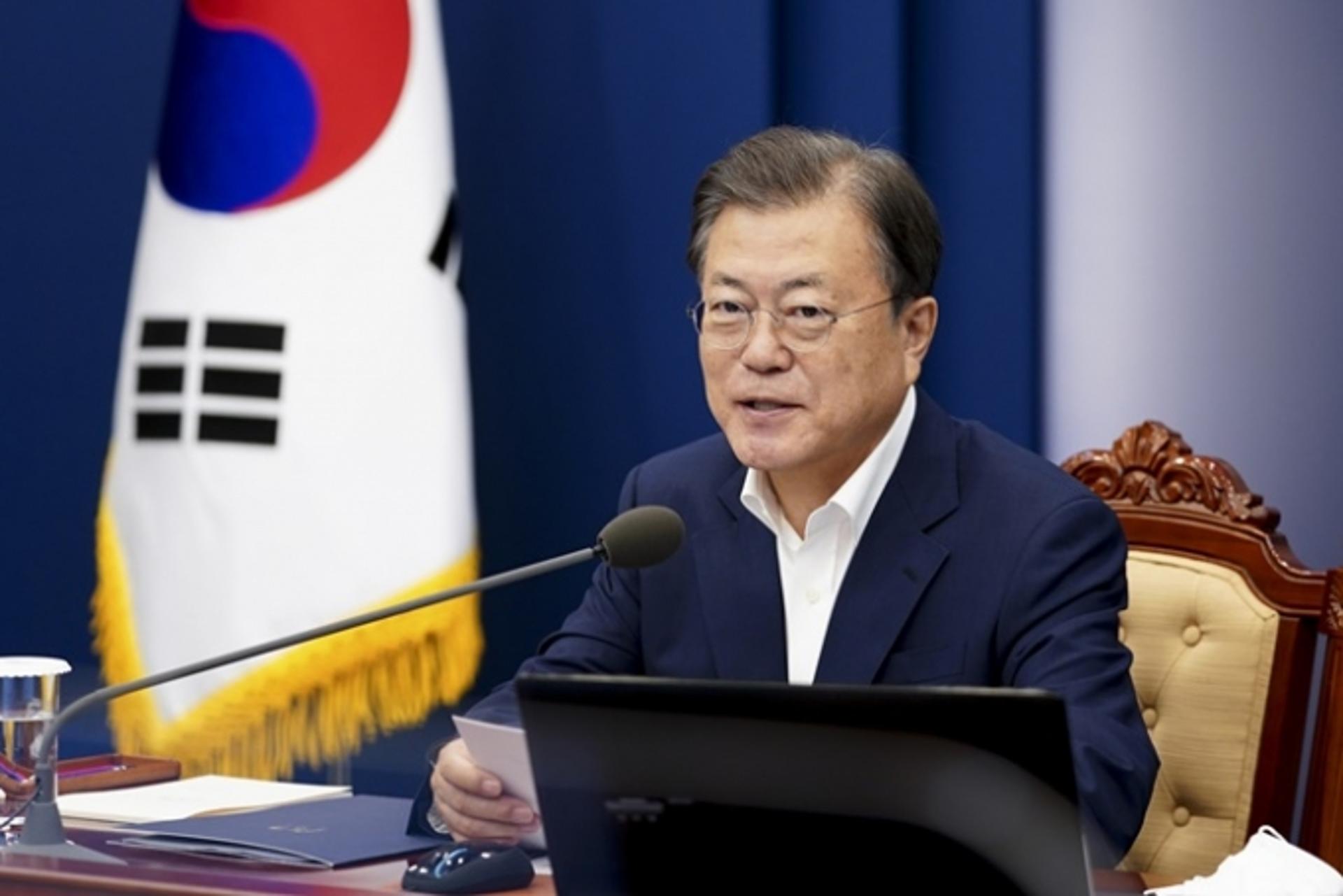 문 대통령 '종전 선언' 구상, 북한 미사일 도발에 흔들리나