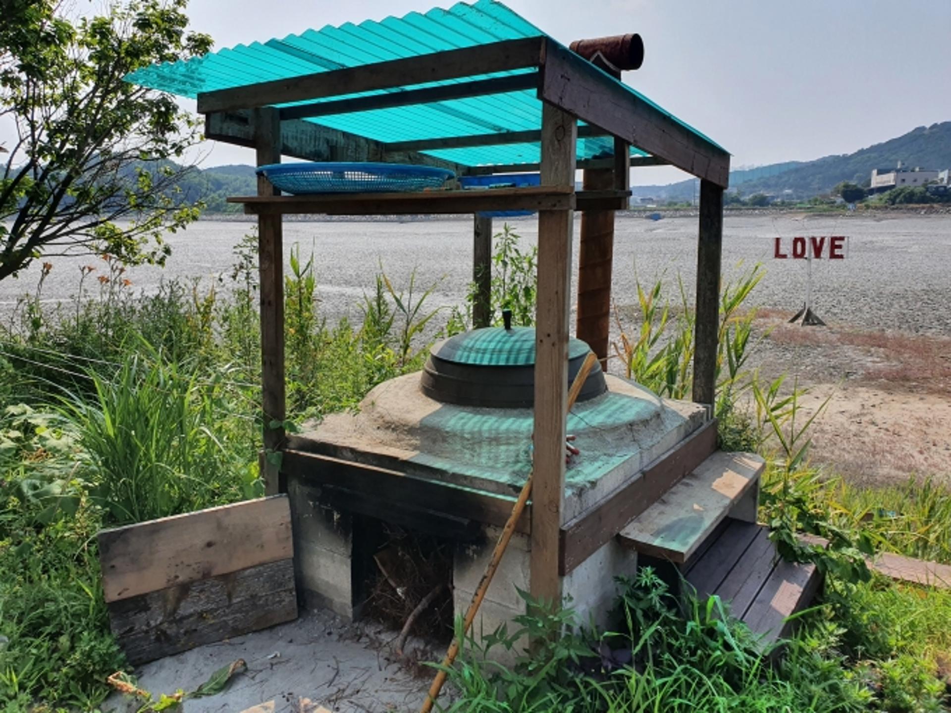 경기도, 바닷가 주변 불법행위 적발…공유수면 무단점용·금어기 꽃게포획 등 14건