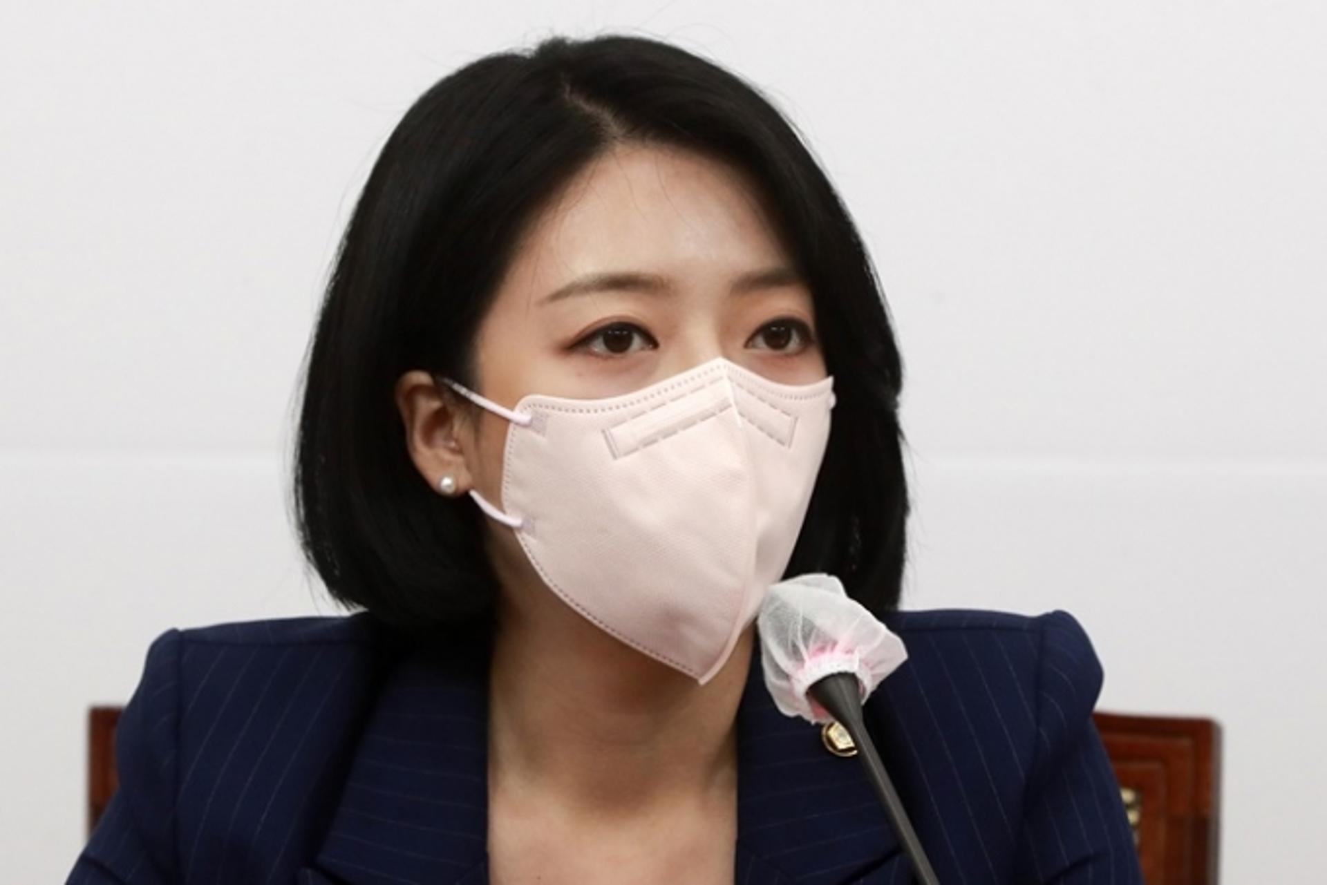 배현진 "중국 올림픽 홍보에 부채춤·아리랑… 문체부 뭐 하나"