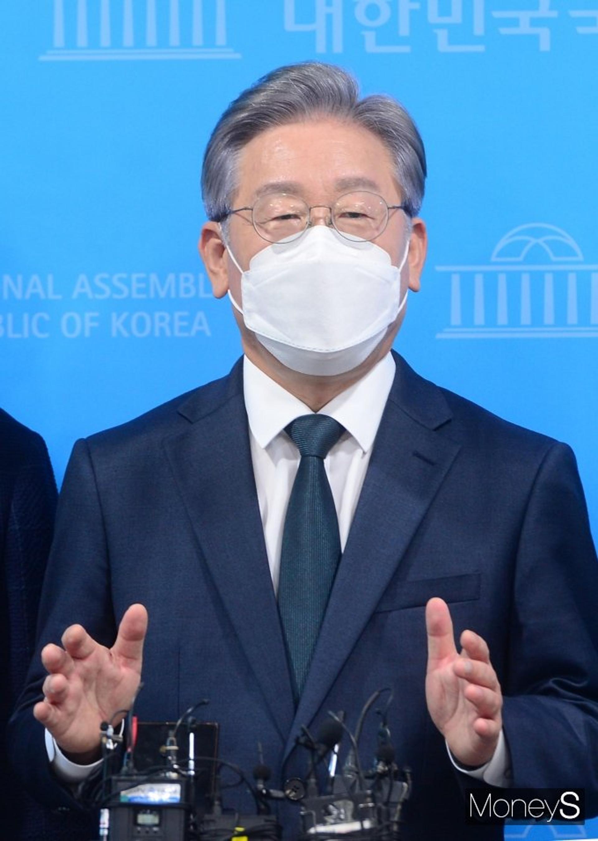 이재명 "아빠 잘 만나면 퇴직금 수십억… 좋은 환경을 능력으로 착각할 수 있다"