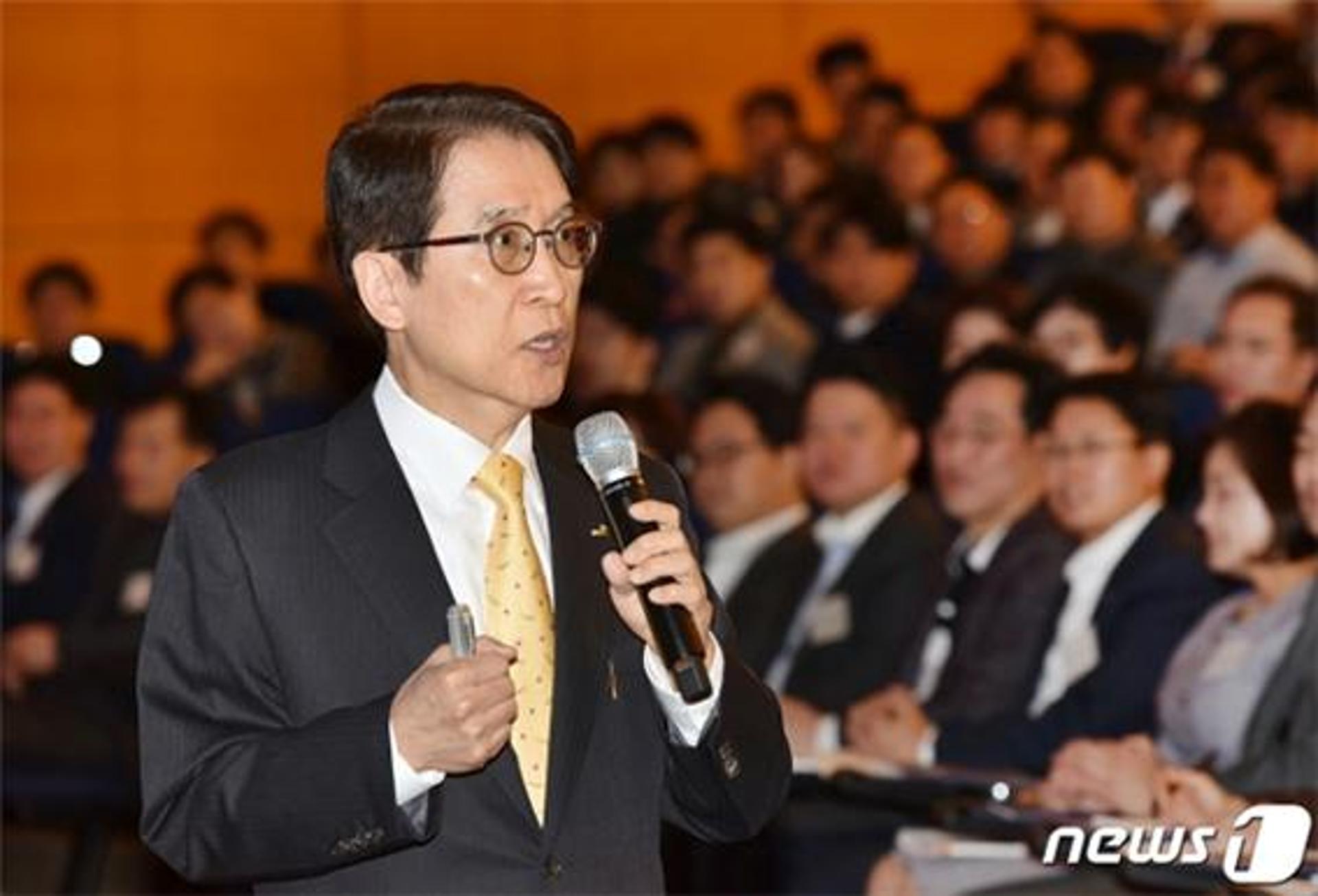 교보, 인슈어테크사 인수에 20억 쓴다… 신창재, ‘특단의 대책’ 구사
