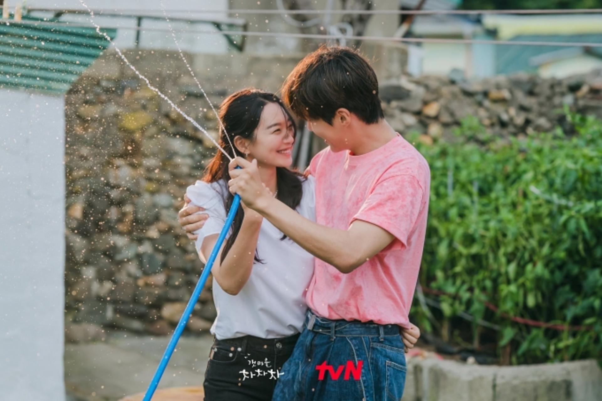 '갯마을 차차차' 측 "갑질 논란? 민폐 방문객 때문"