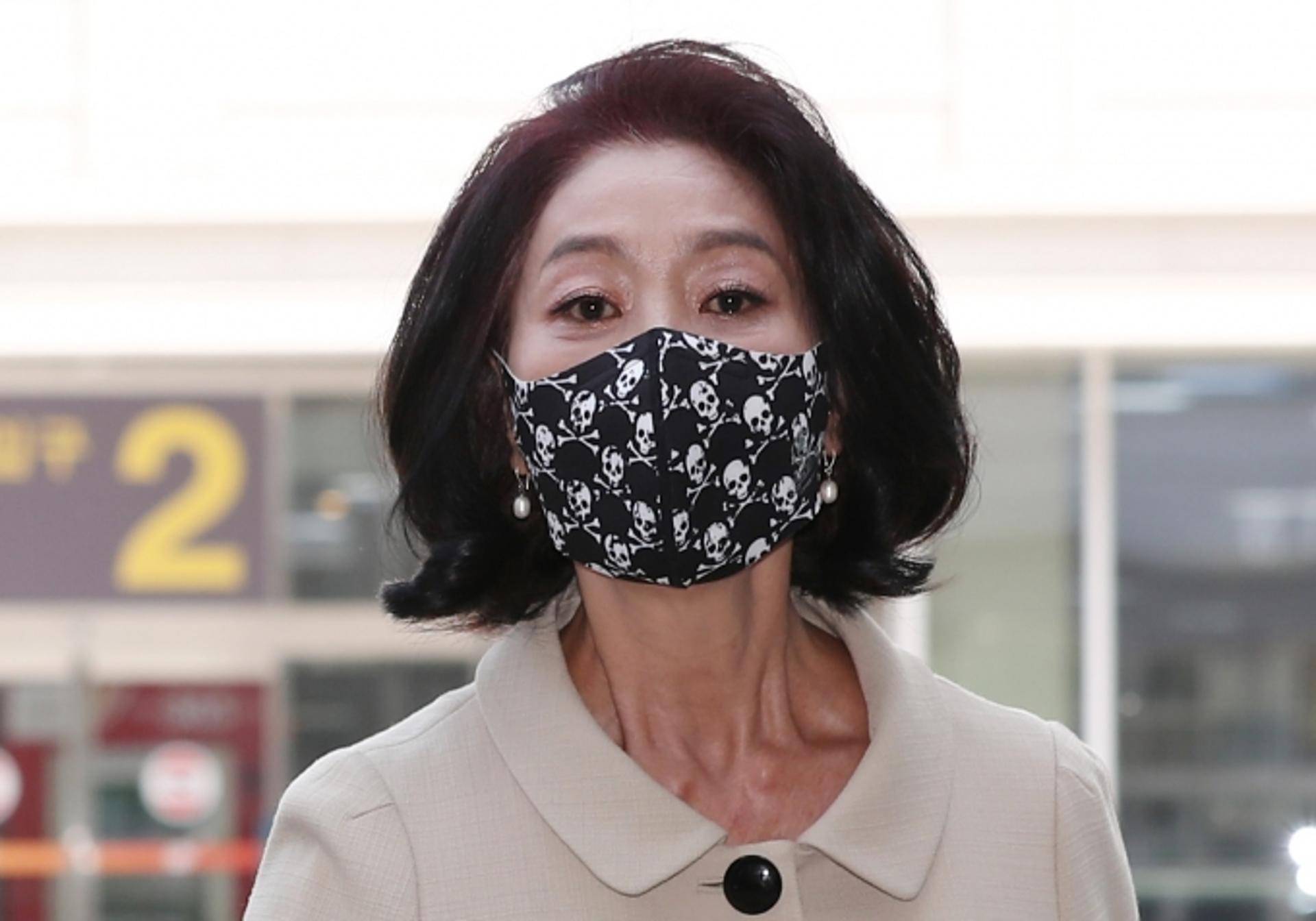 김부선 “오늘부터 이재명 낙선운동… 이 나라 딸들 위한 선택”