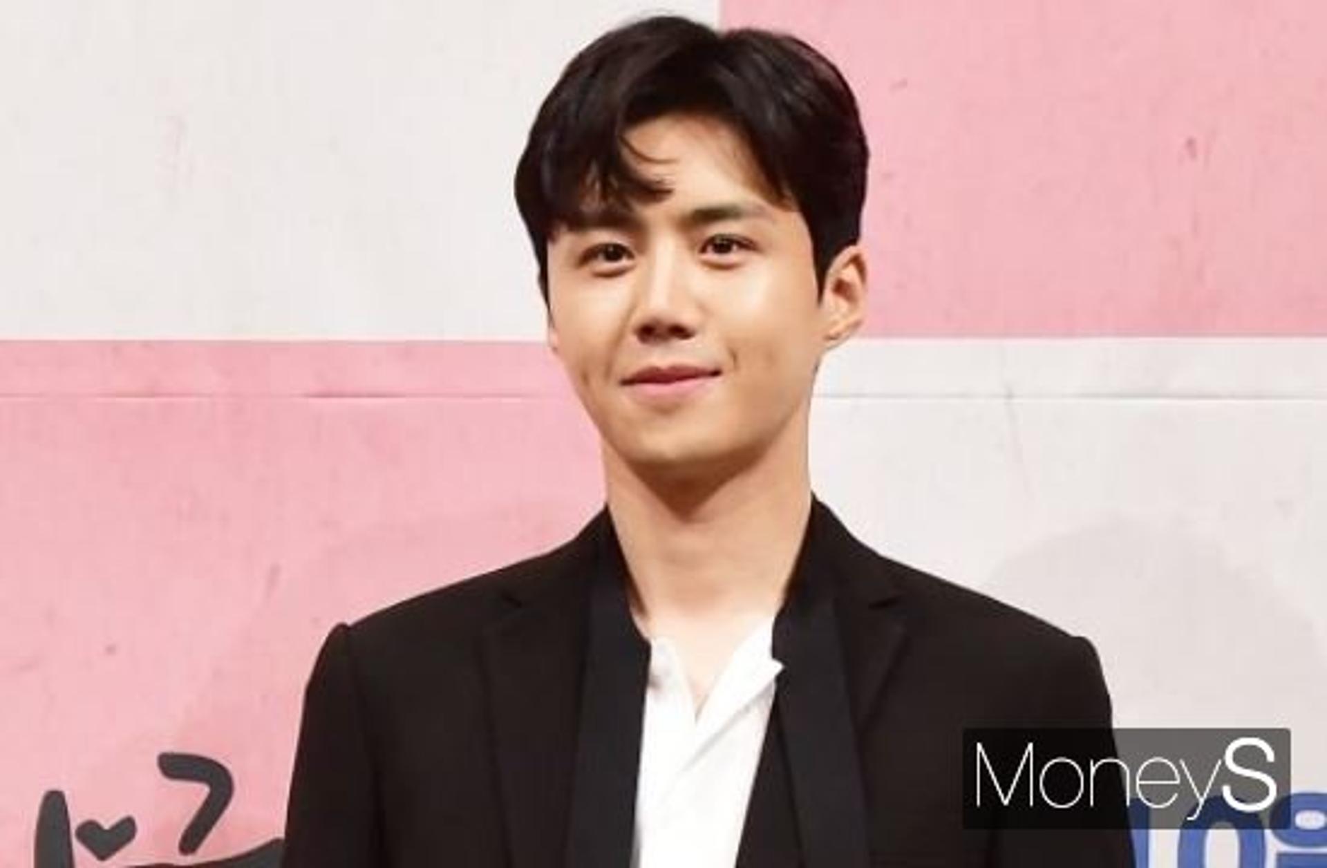 낙태 강요 K배우=김선호?… 손절 나선 광고계