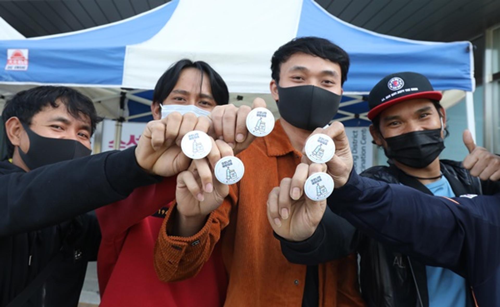"미등록 외국인 예약없이 백신 접종 가능"… 부산, 현장접종센터 운영