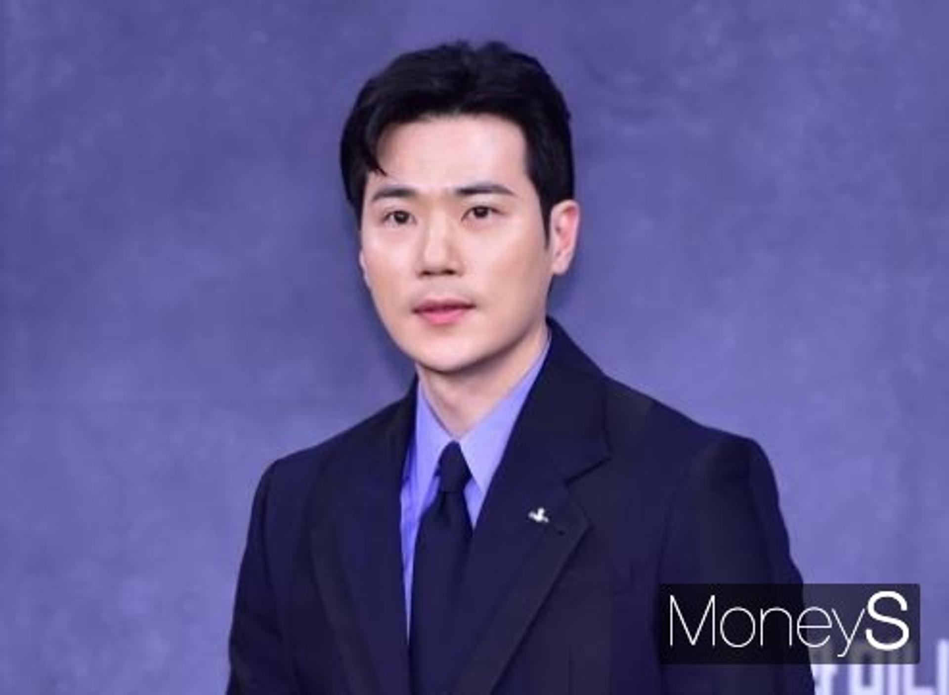 김강우 팬 추모 "당신 덕분에 다시 일어날 수 있었습니다"